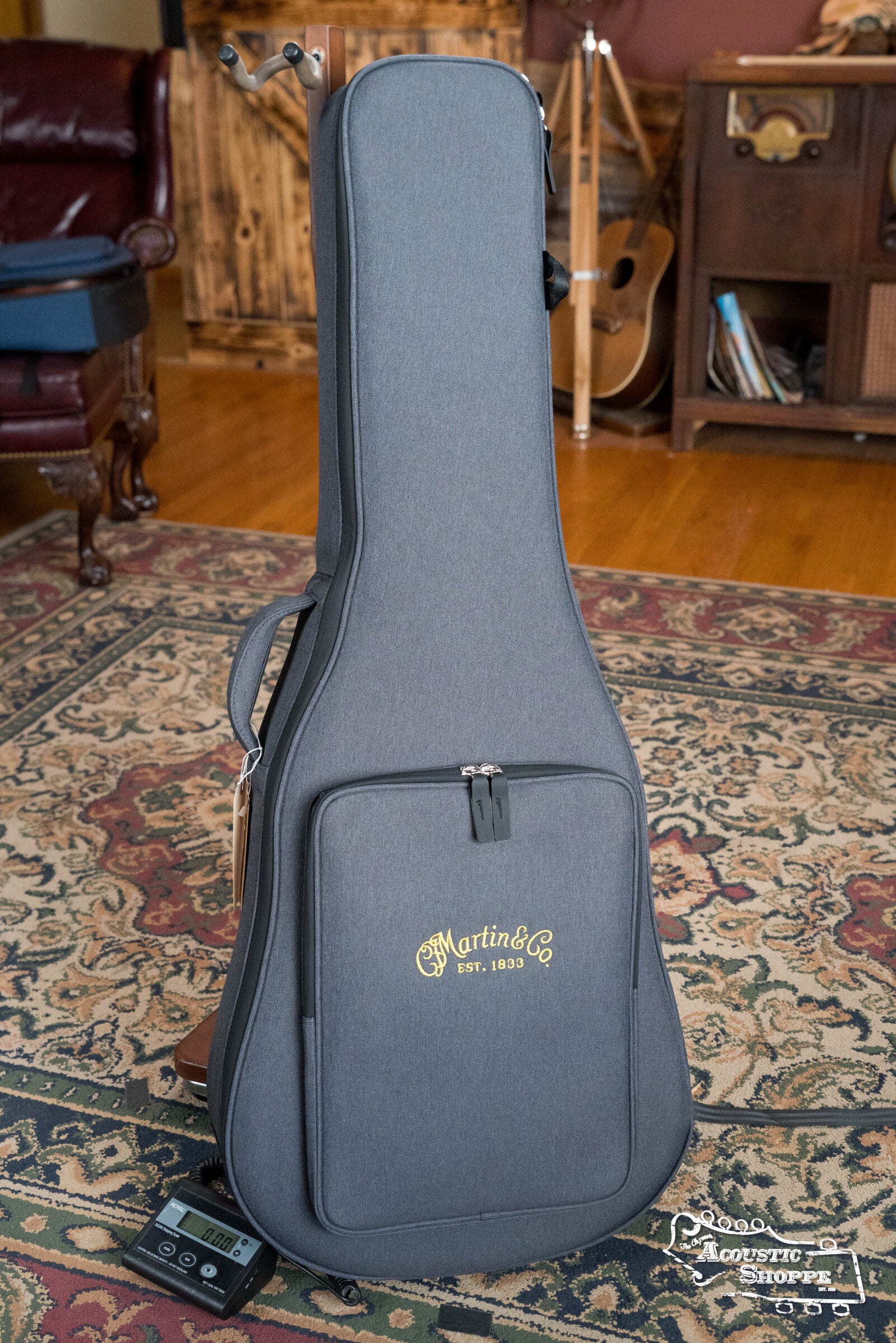 Martin *LIMITED Edition* OMC-10E Special Spruce/Sapele OOO Cutaway Guitar w/Martin E-1 Pickup #0078