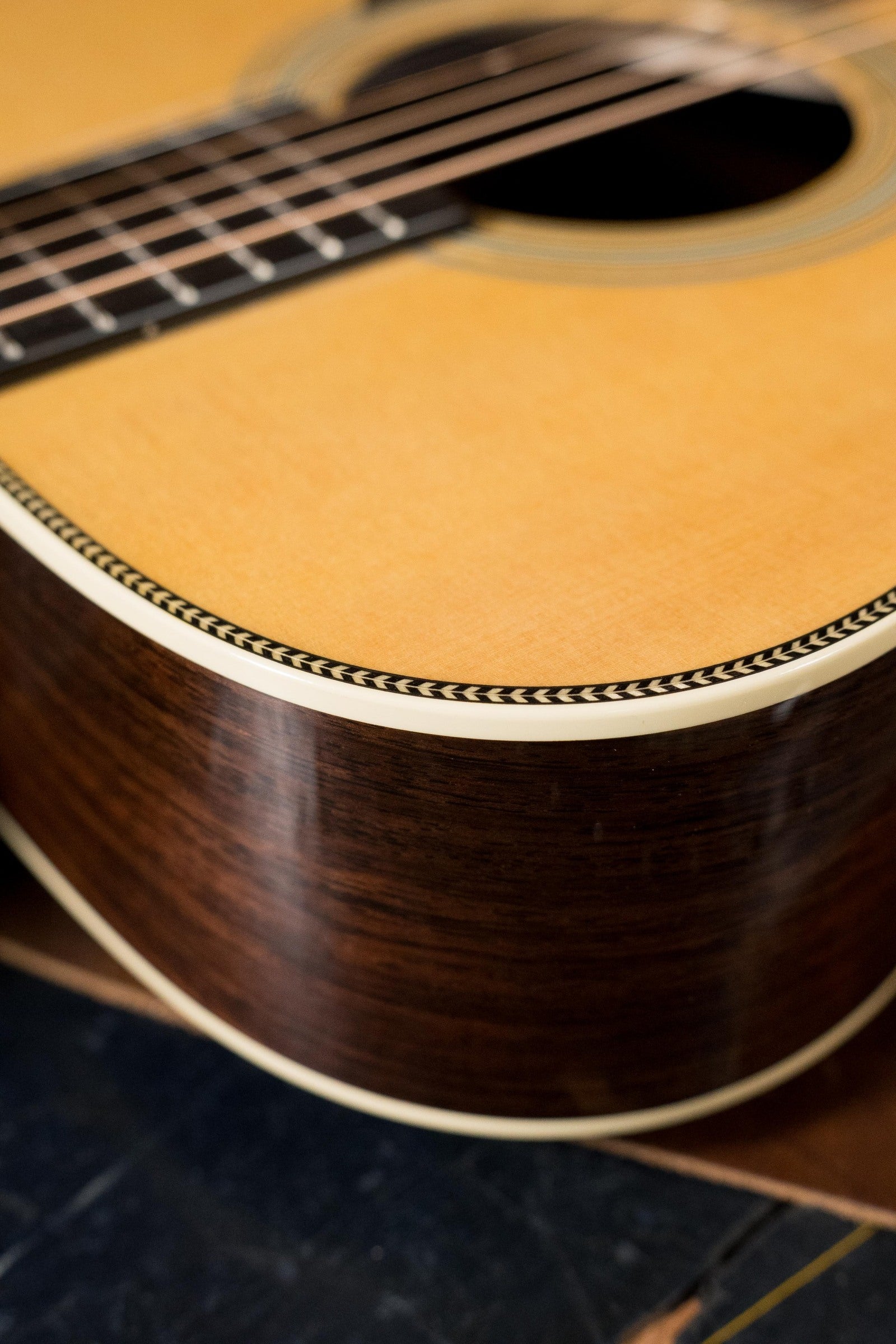 Martin OM-28 Spruce/Indian Rosewood OM Acoustic Guitar #6694