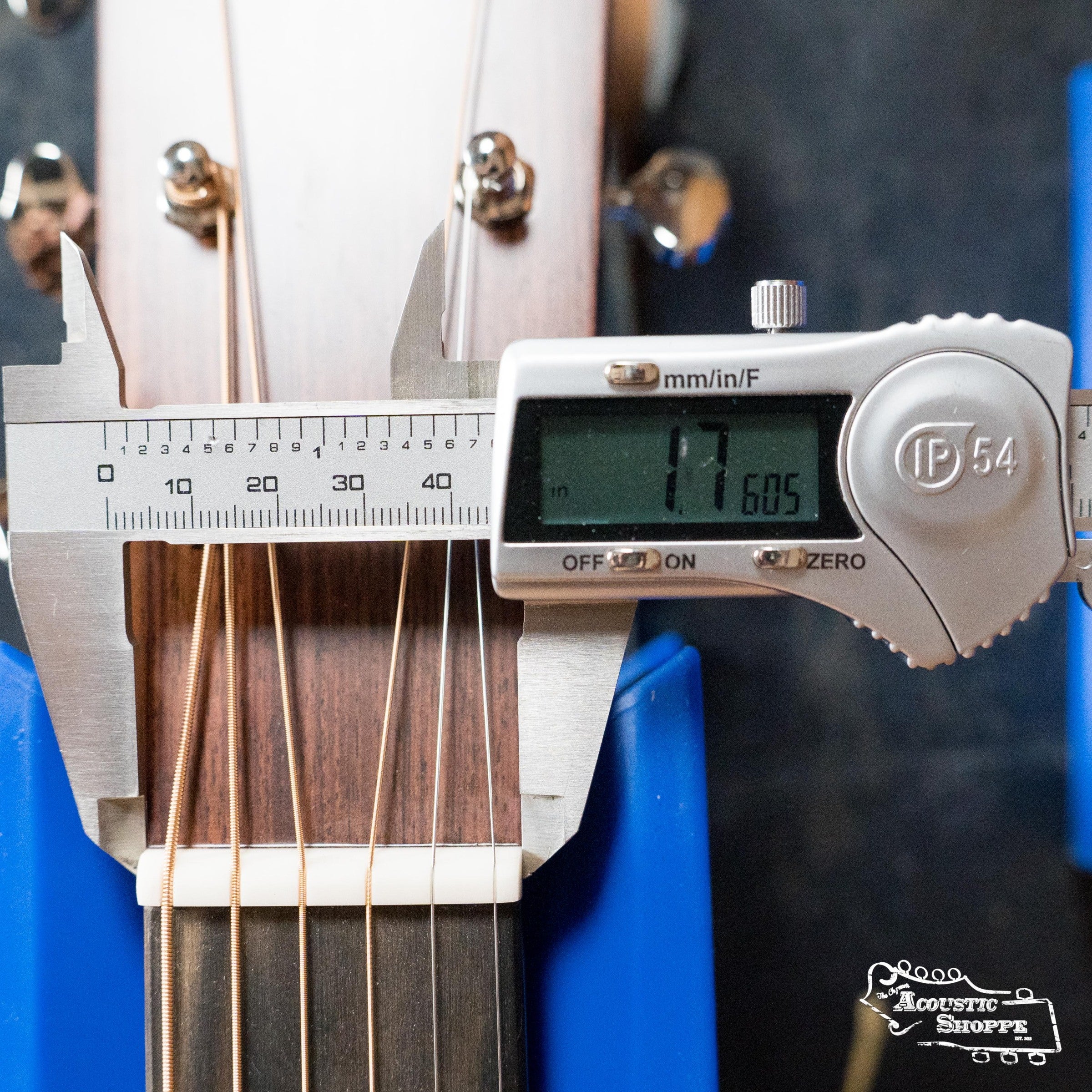 Martin OOOE Retro Plus Torrefied Spruce/Mahogany OOO Guitar w/Martin Electronics #2988