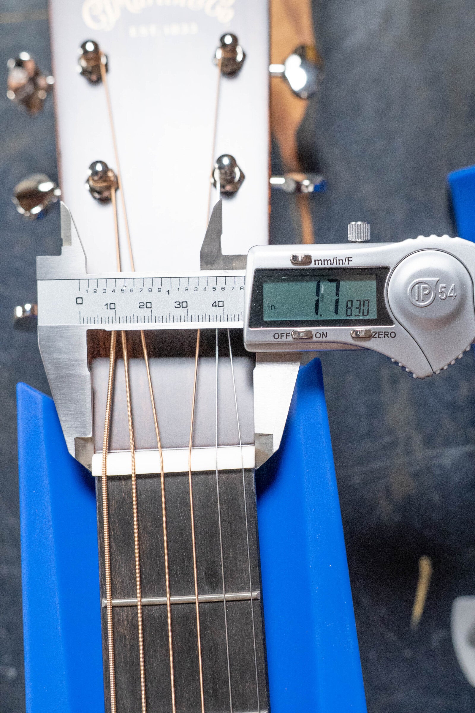 Martin OOO-18 Spruce/Mahogany OOO Acoustic Guitar #9555