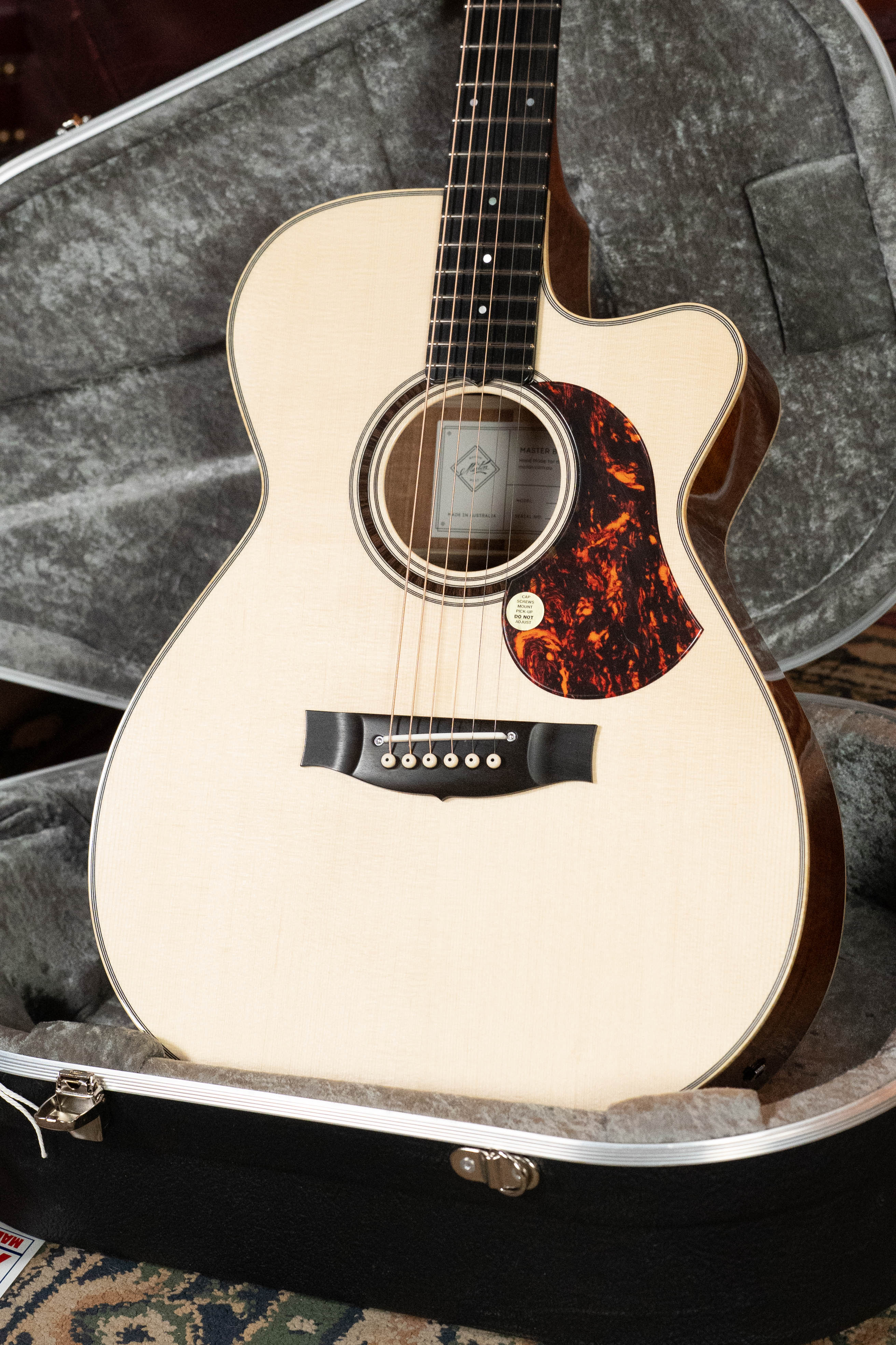 Maton Master Built The L.E May Spruce/Blackwood Deep-body Cutaway Guitar w/Electronics #0154
