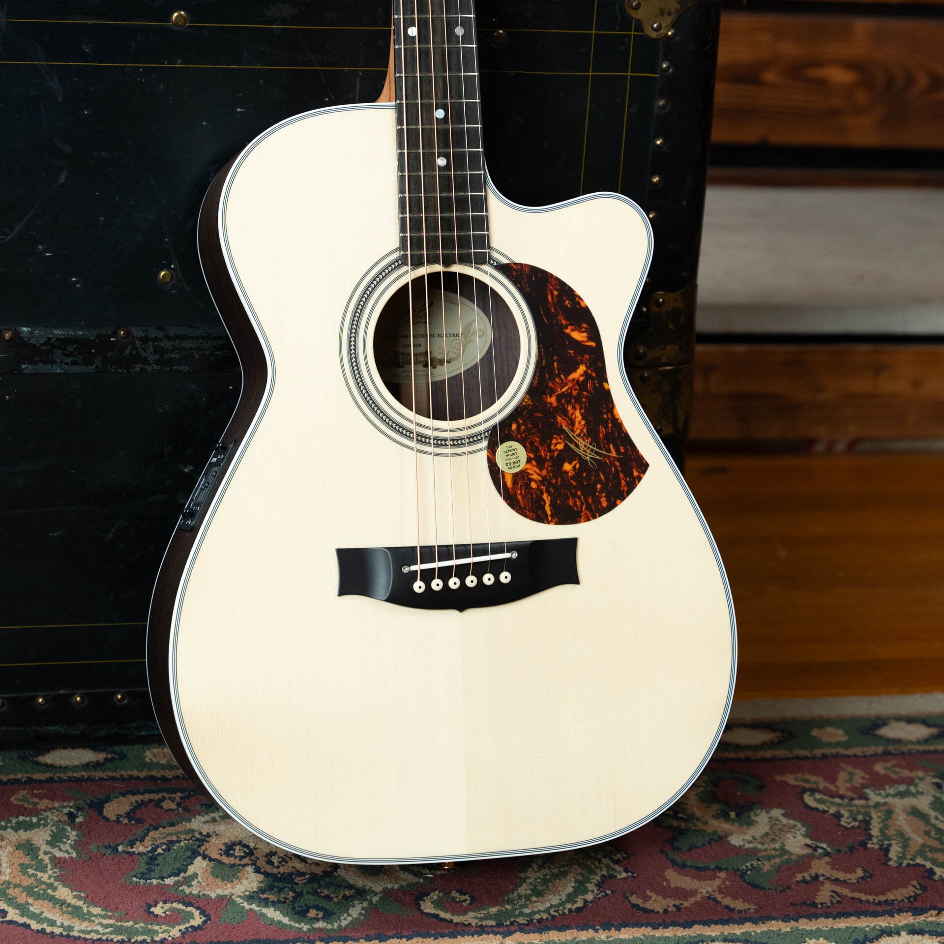 Maton ER90C Spruce/Rosewood Cutaway Deep Body OO Guitar w/Electronics #1224