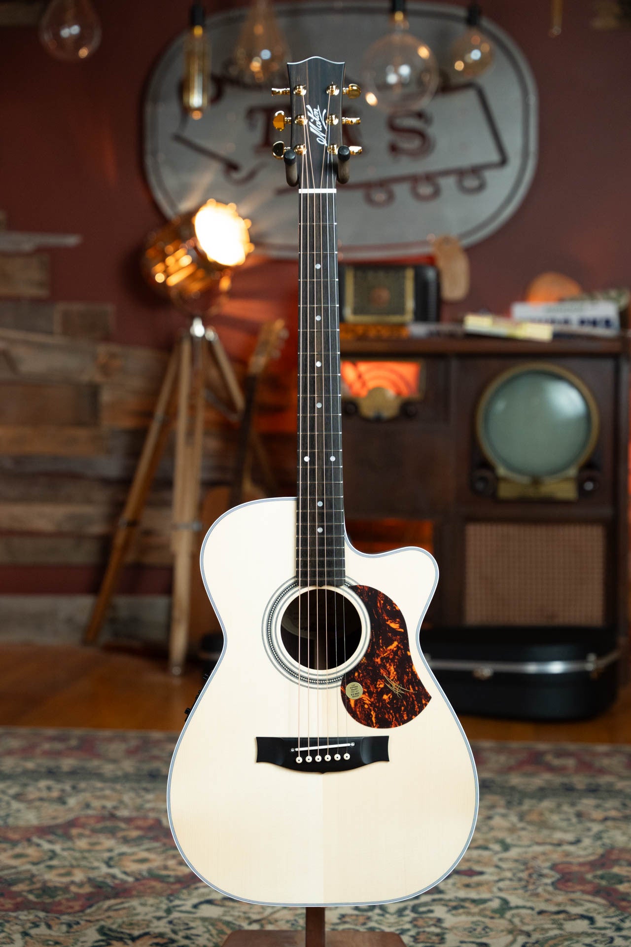 Maton ER90C Spruce/Rosewood Cutaway Deep Body OO Guitar w/Electronics #1224