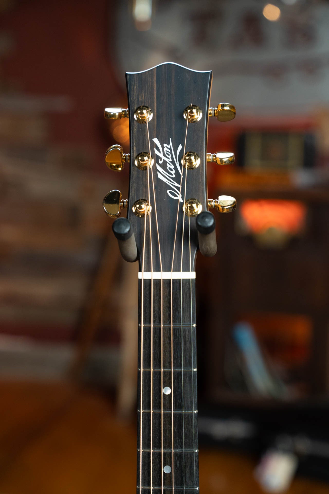 Maton ER90C Spruce/Rosewood Cutaway Deep Body OO Guitar w/Electronics #1224