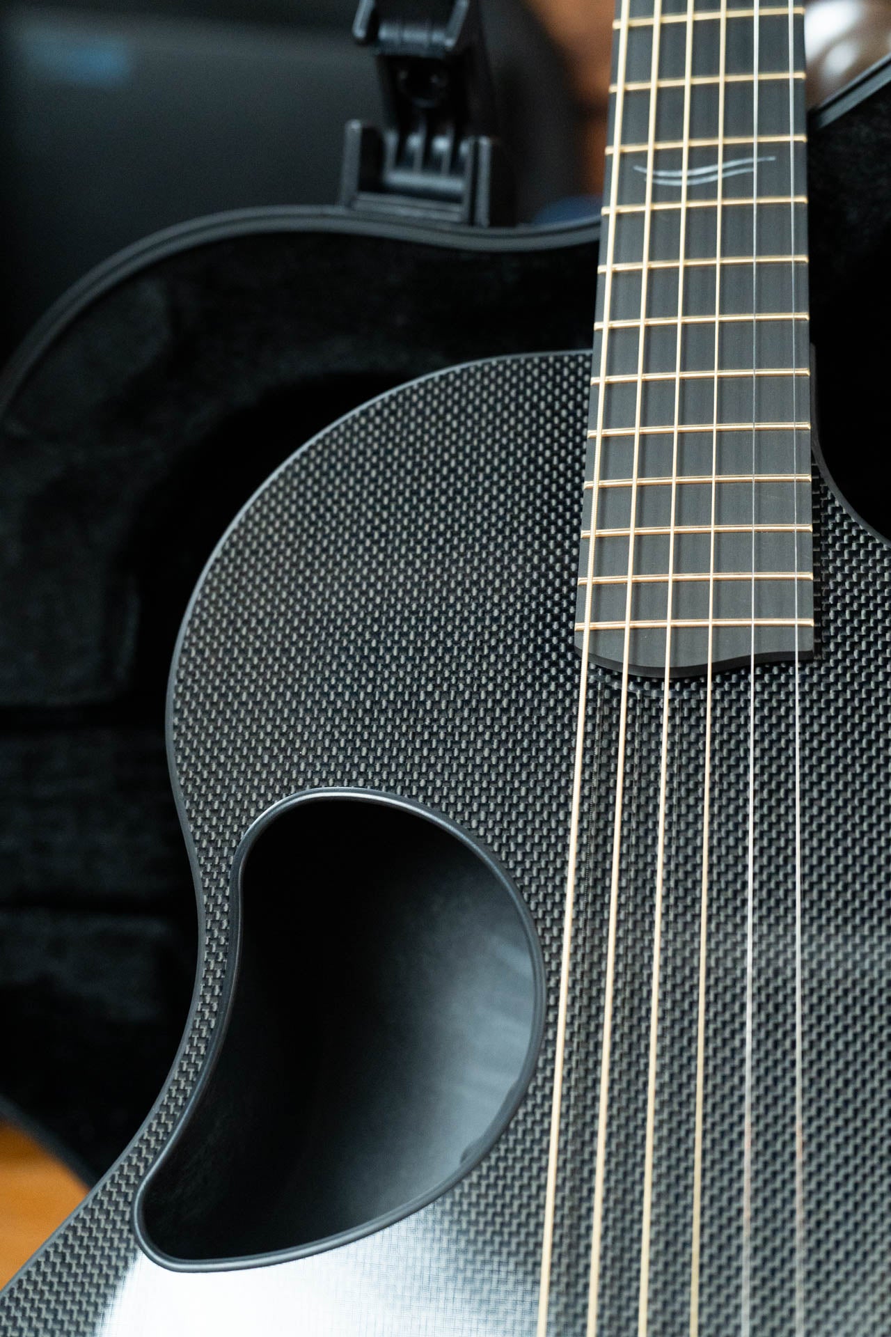 McPherson Sable Series Standard Carbon Fiber Cutaway Guitar w/Black Hardward and LR Baggs Electronics #0073