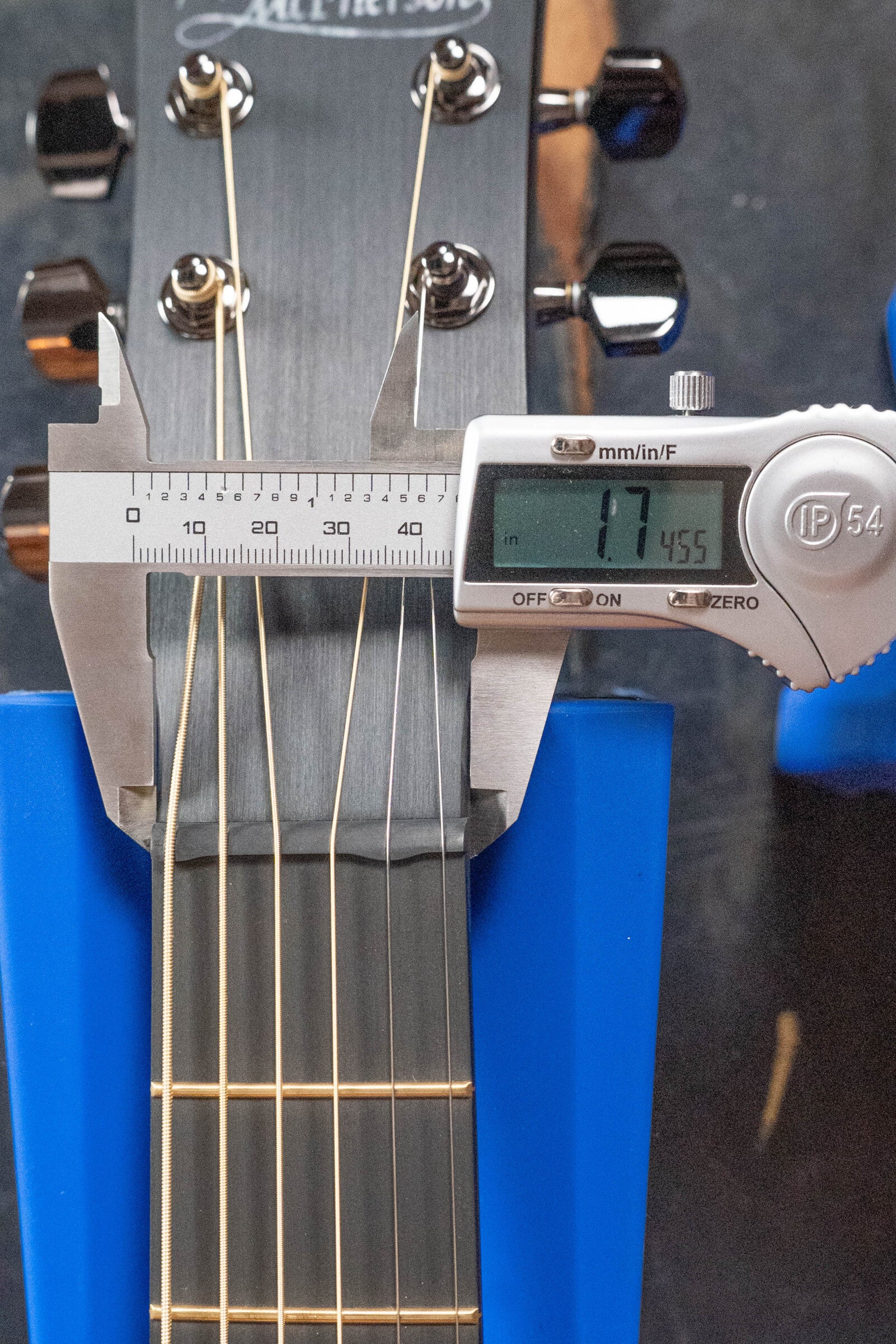 McPherson Carbon Fiber Touring Series Blackout Honeycomb Guitar w/L.R. Baggs Element Pickup #0004