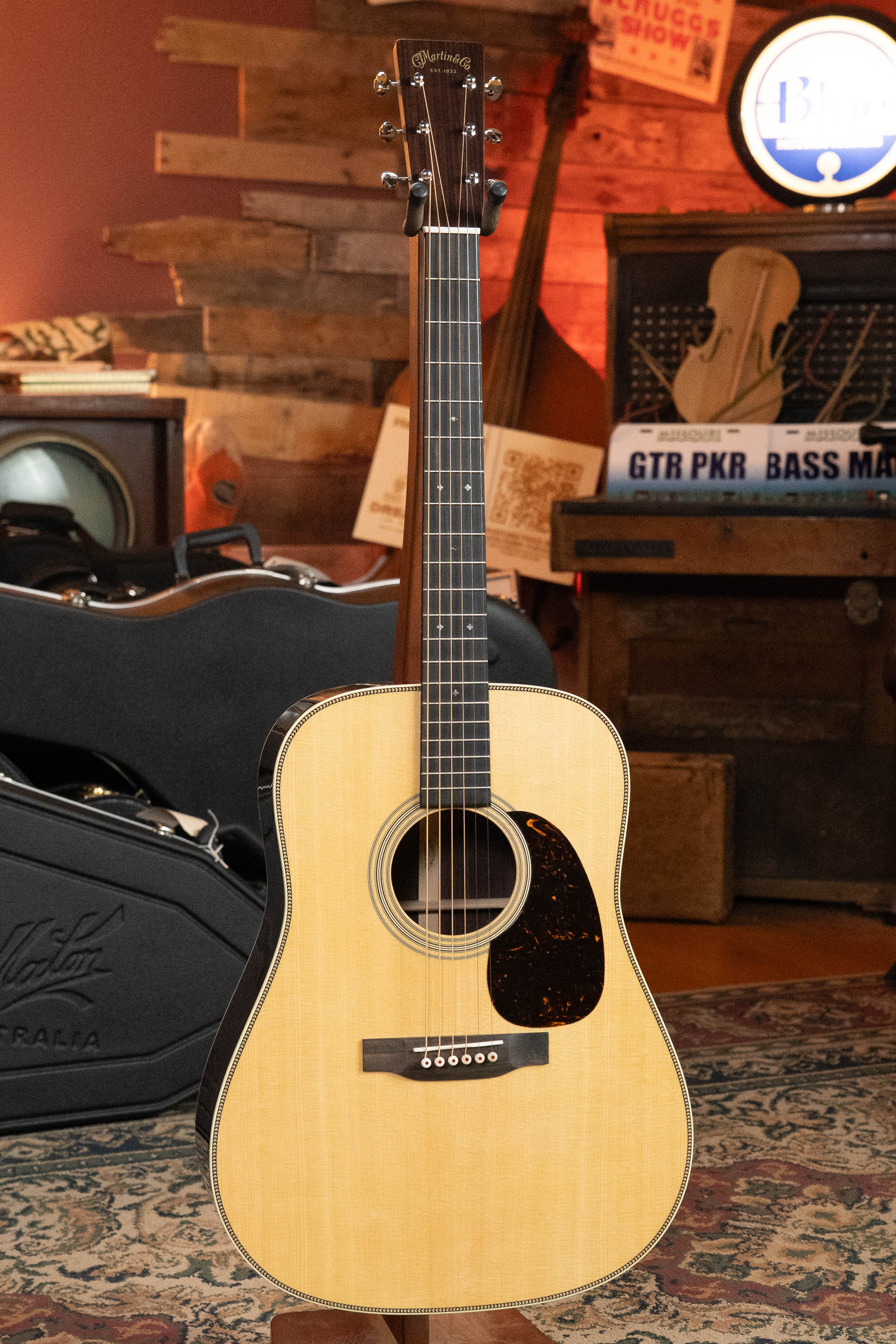 *New 2025 Model* Martin HD-28 Spruce/East Indian Rosewood Dreadnought Acoustic Guitar #3162