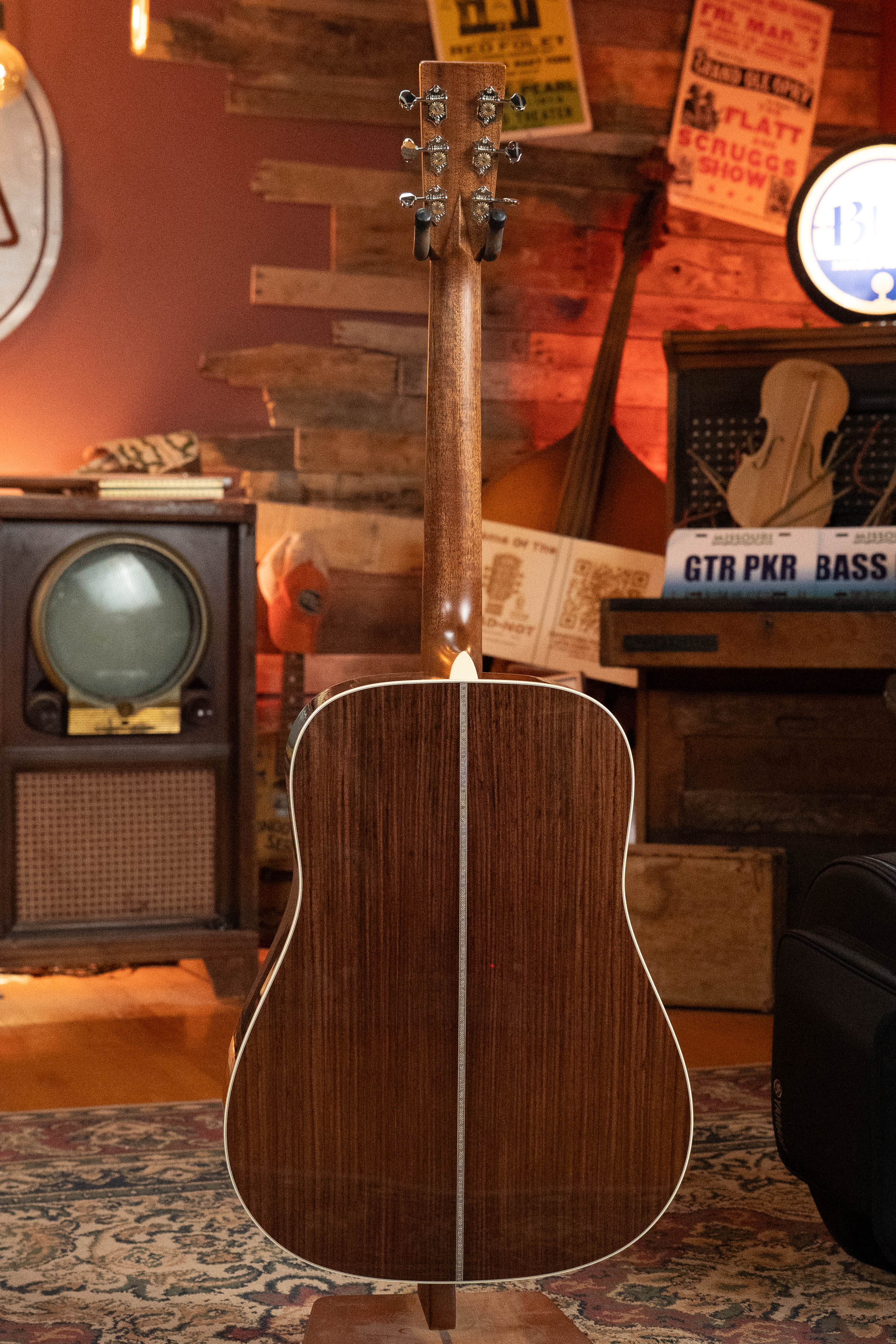 *New 2025 Model* Martin HD-28 Spruce/East Indian Rosewood Dreadnought Acoustic Guitar #7120