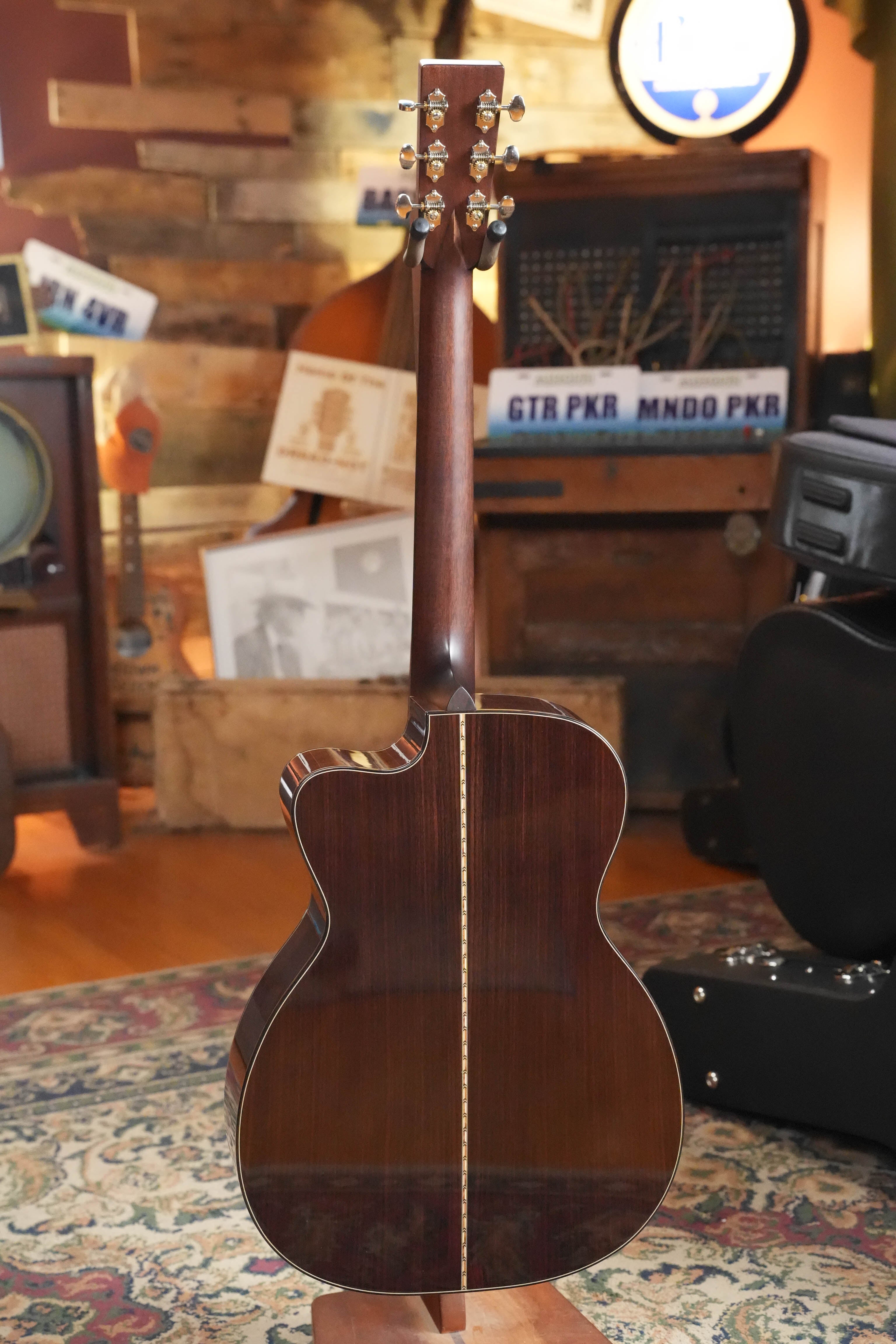 *New 2026 Launch Model* Bourgeois Downeast Series OMCE Soloist Orchestra Model Cutaway Guitar w/LR Baggs Electronics #3210