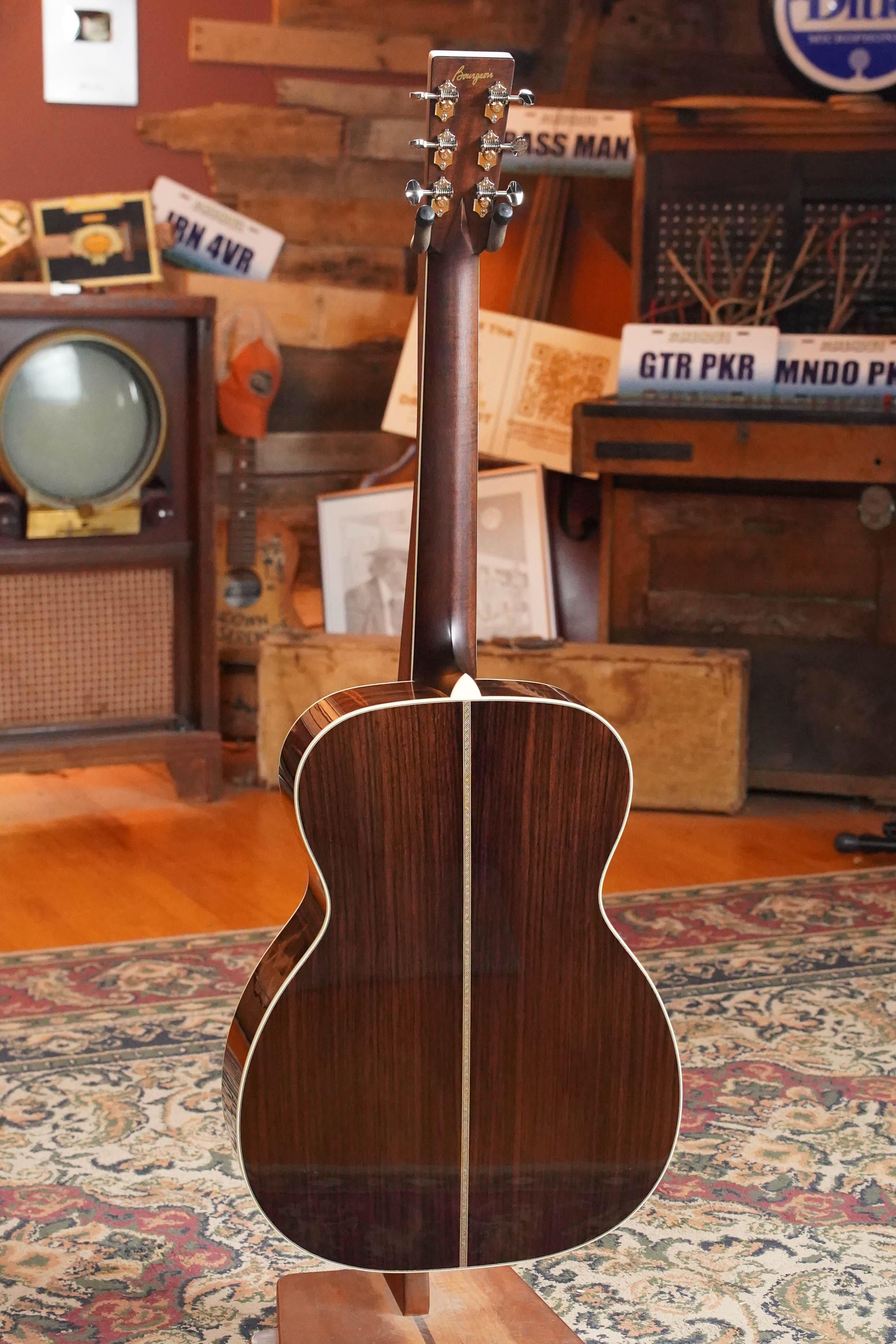 *New 2026 Model* Bourgeois Large Soundhole Touchstone Series Thermo-Cured Adirondack/Rosewood OM Acoustic Guitar #3229