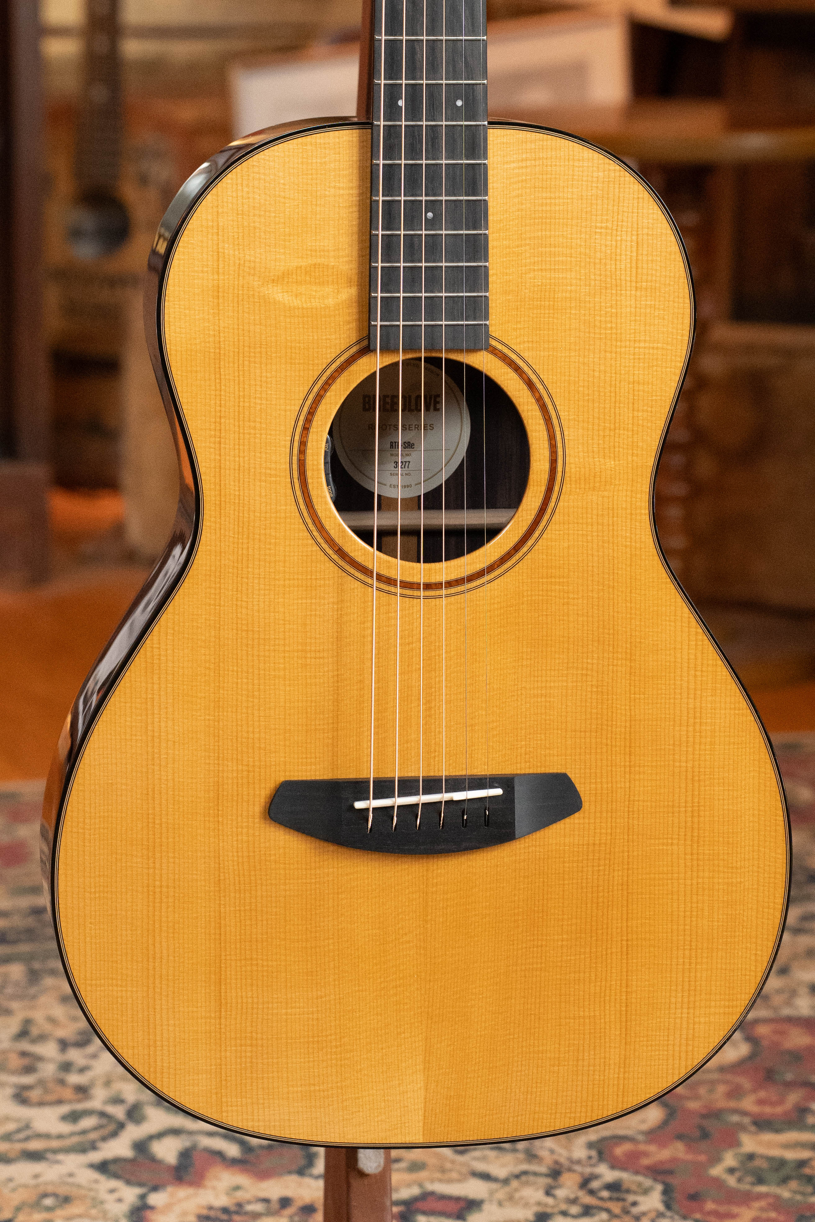 *New 2026 Model* Breedlove Roots Series Sitka/Rosewood Gloss Parlor Guitar w/LR Baggs Electronics #1277