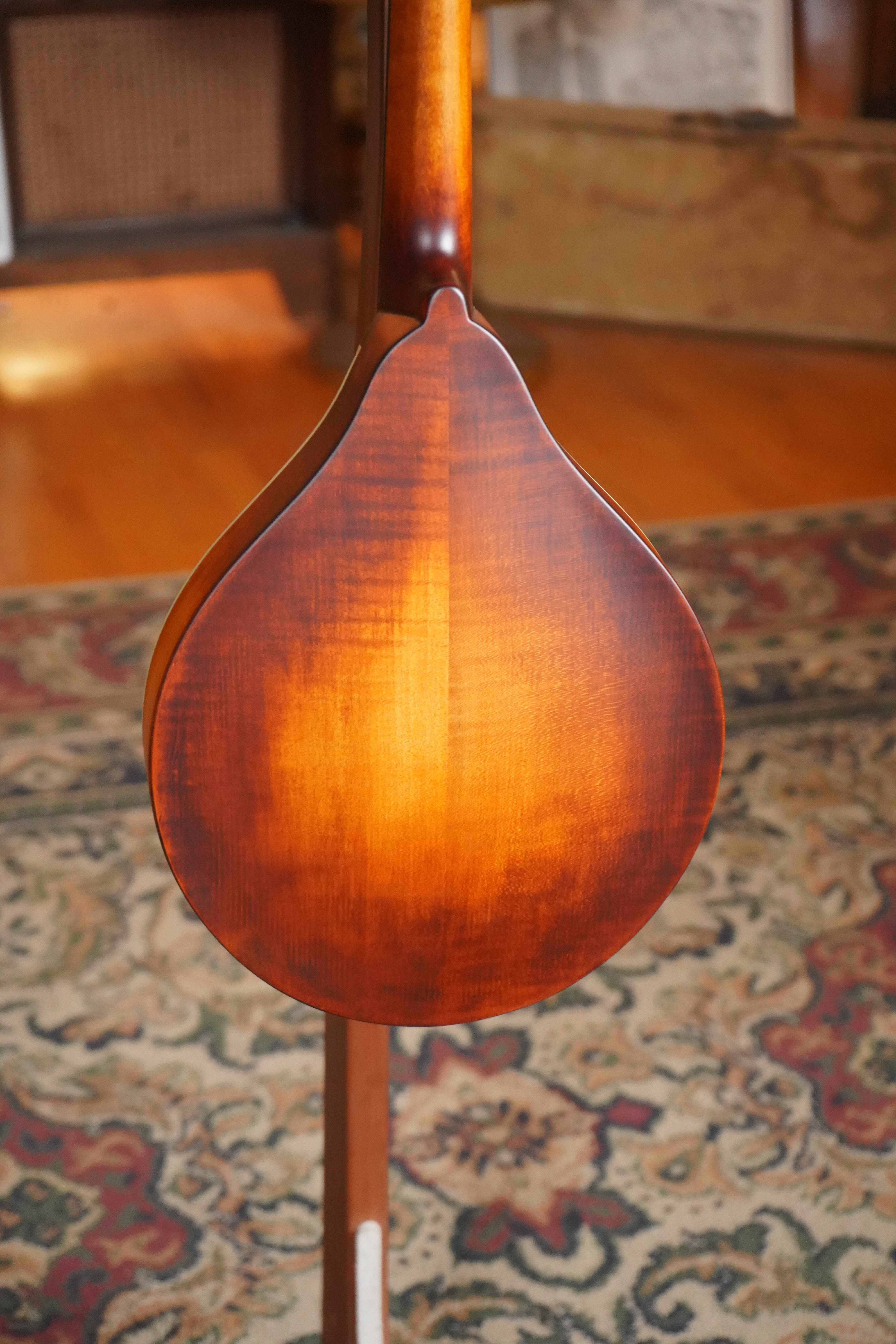 *New 2026 Model* Eastman MD305 Wide Nut Adirondack/Maple A-Style Mandolin #1430