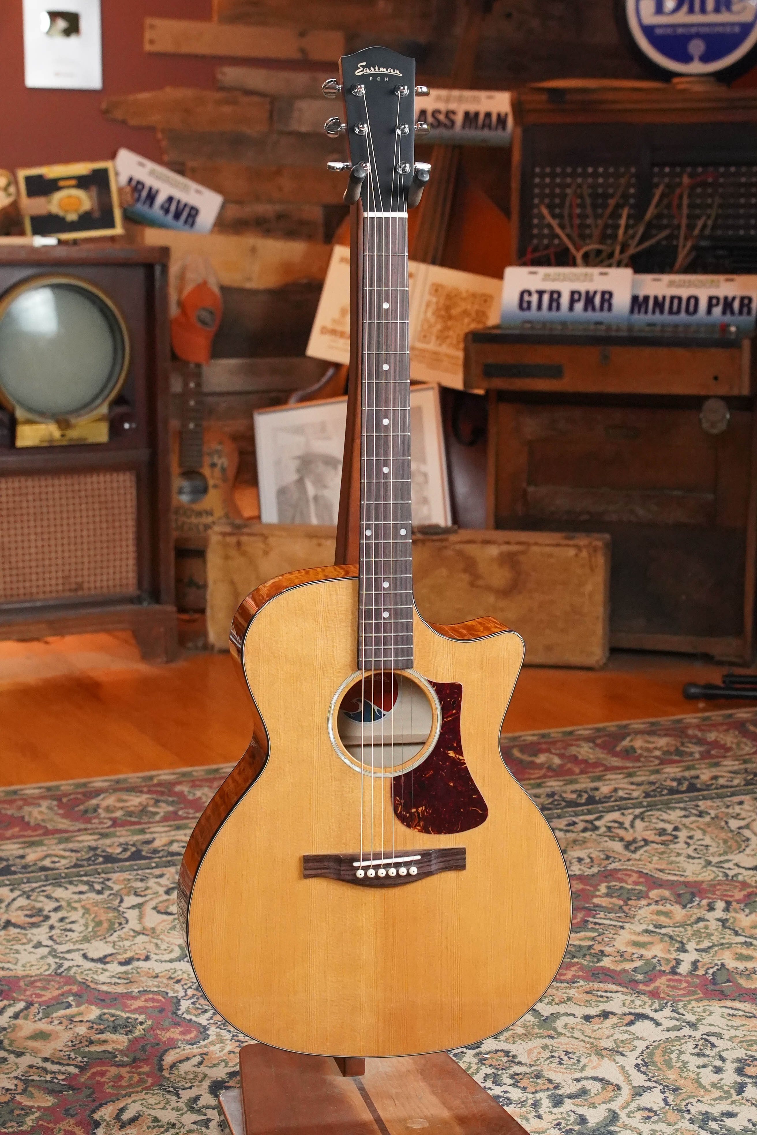 *New 2026 Model* Eastman PCH3-GACE-AB Sitka/Laminated Maple Amberburst Gloss Grand Auditorium Cutaway Guitar w/Electronics #2678