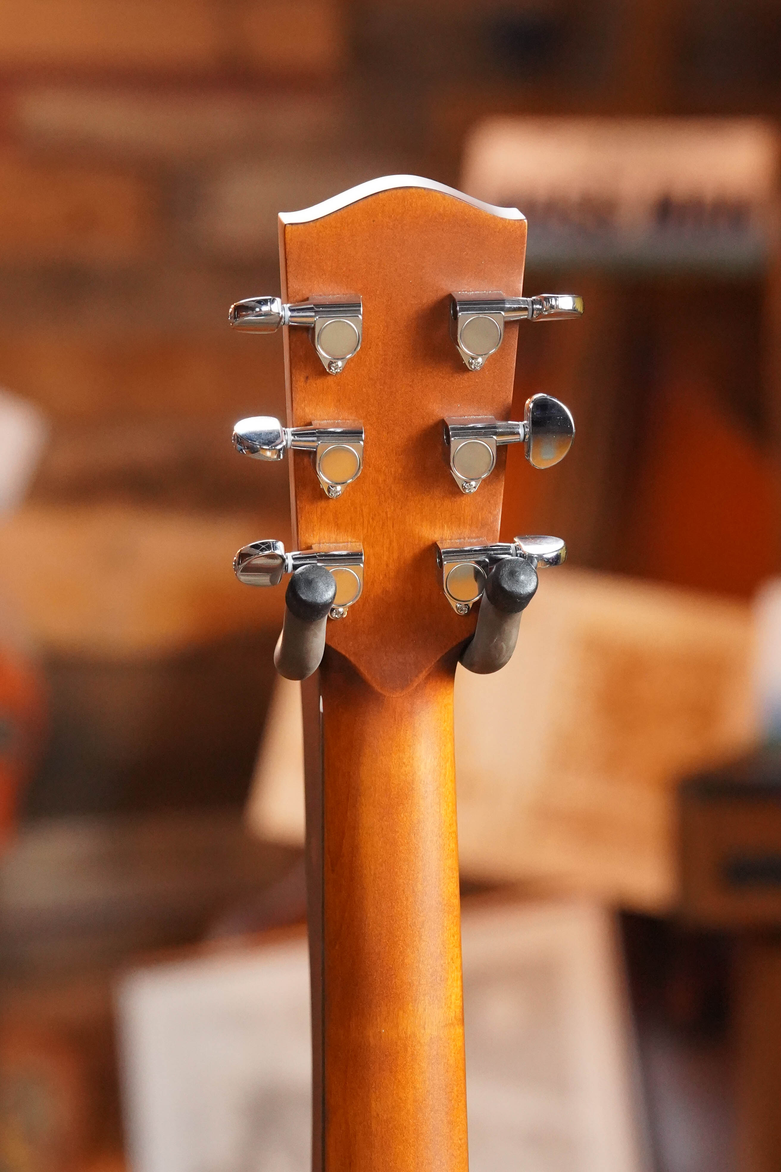 *New 2026 Model* Eastman PCH3-GACE-AB Sitka/Laminated Maple Amberburst Gloss Grand Auditorium Cutaway Guitar w/Electronics #5138