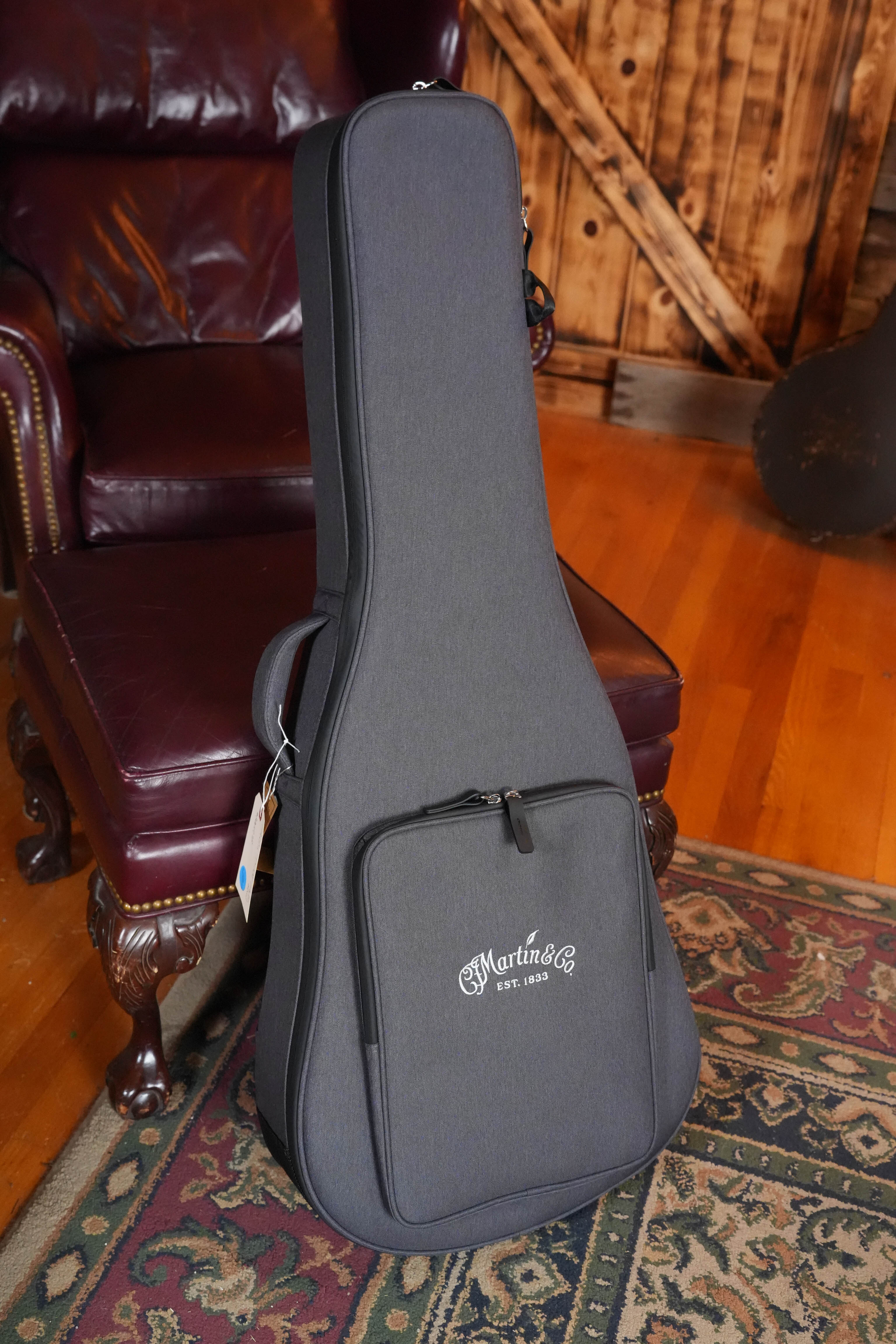*New 2026 Model* Martin OOO-13E Retro Road Series Guitar w/Martin Electronics #1280