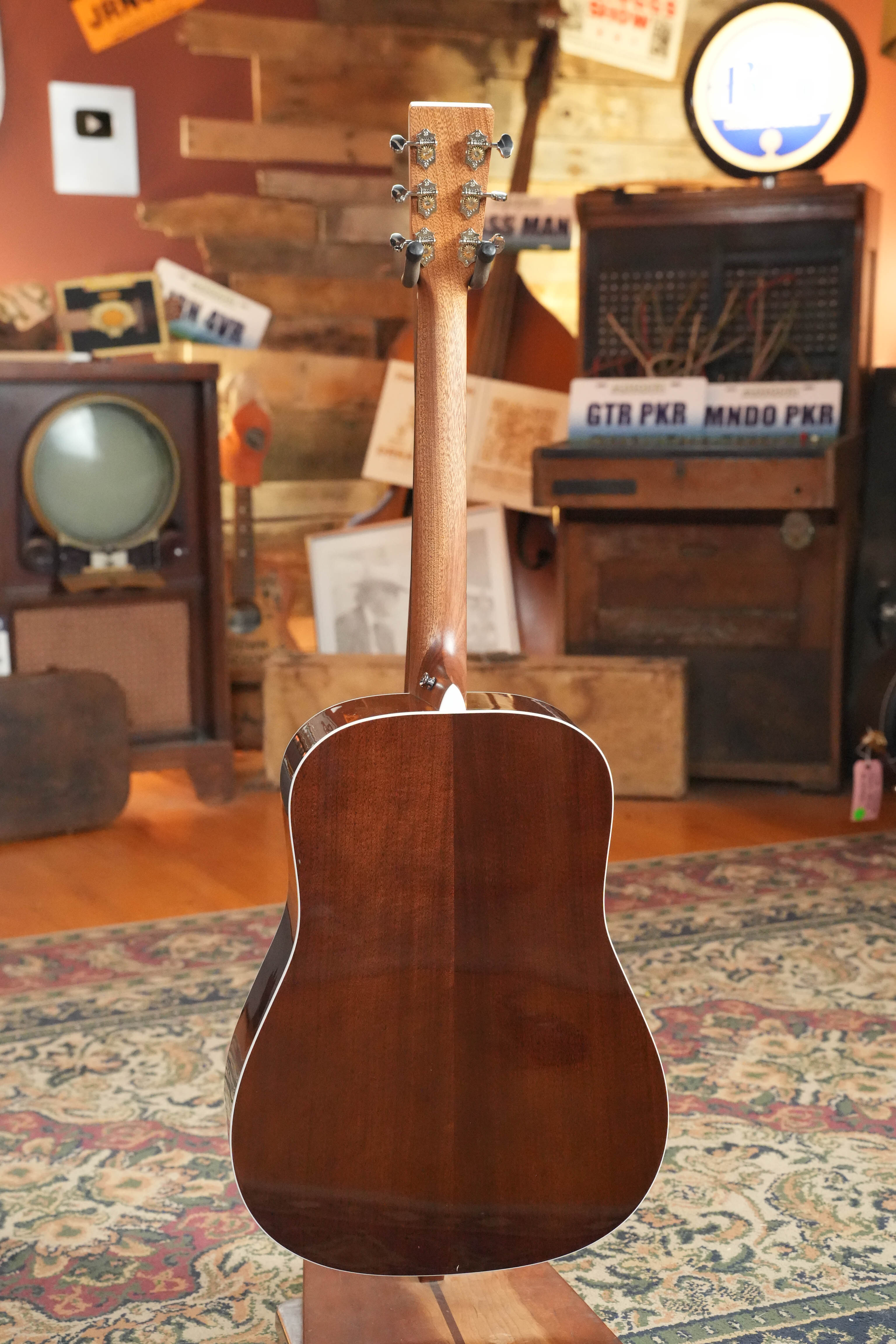 *New 2026 Model* Martin D-13E Retro Road Series Dreadnought Guitar w/Martin Electronics #1526