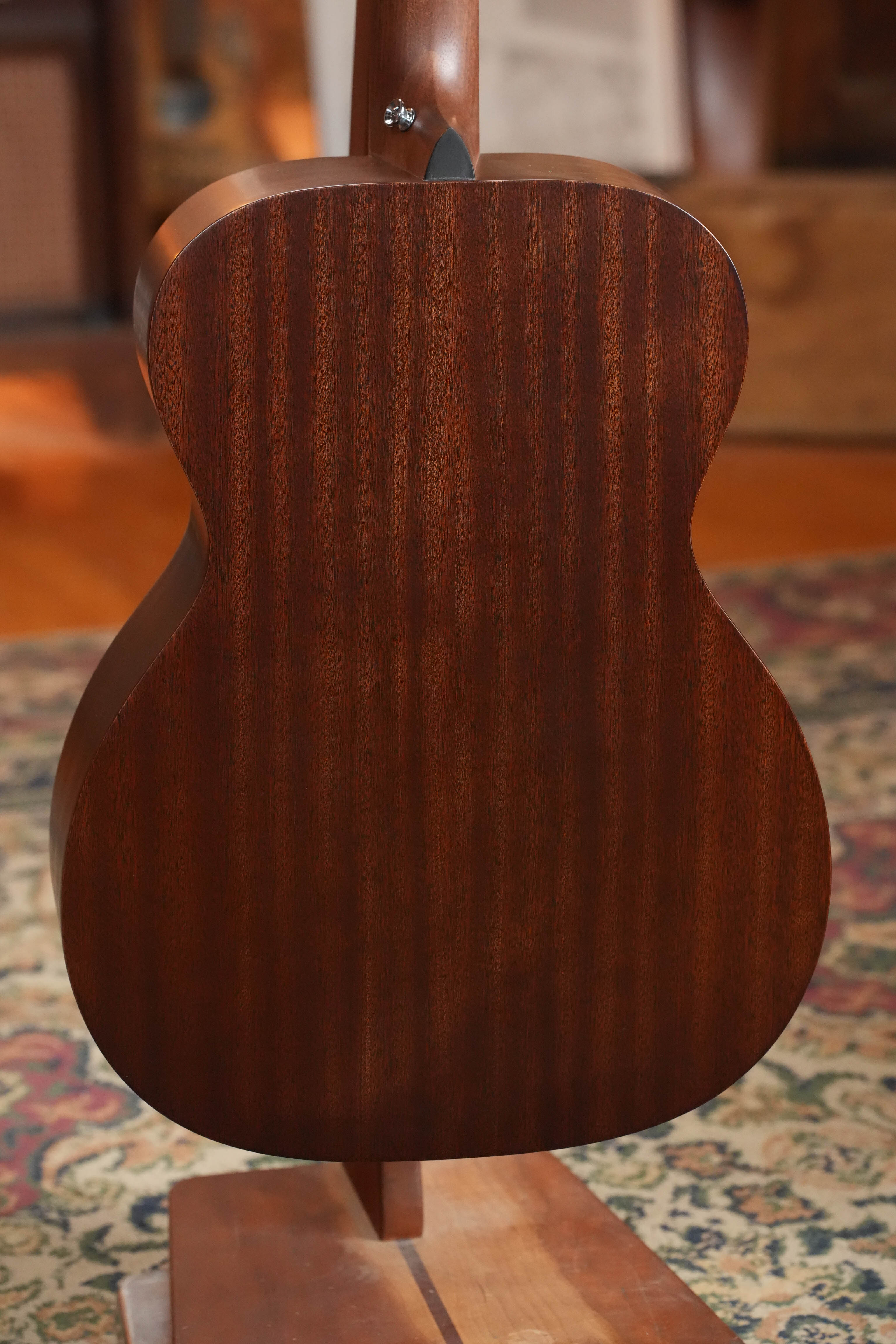 *New 2026 Model* Martin OOO-10E Retro Road Series All Sapele OOO Guitar w/Martin Electronics #2582