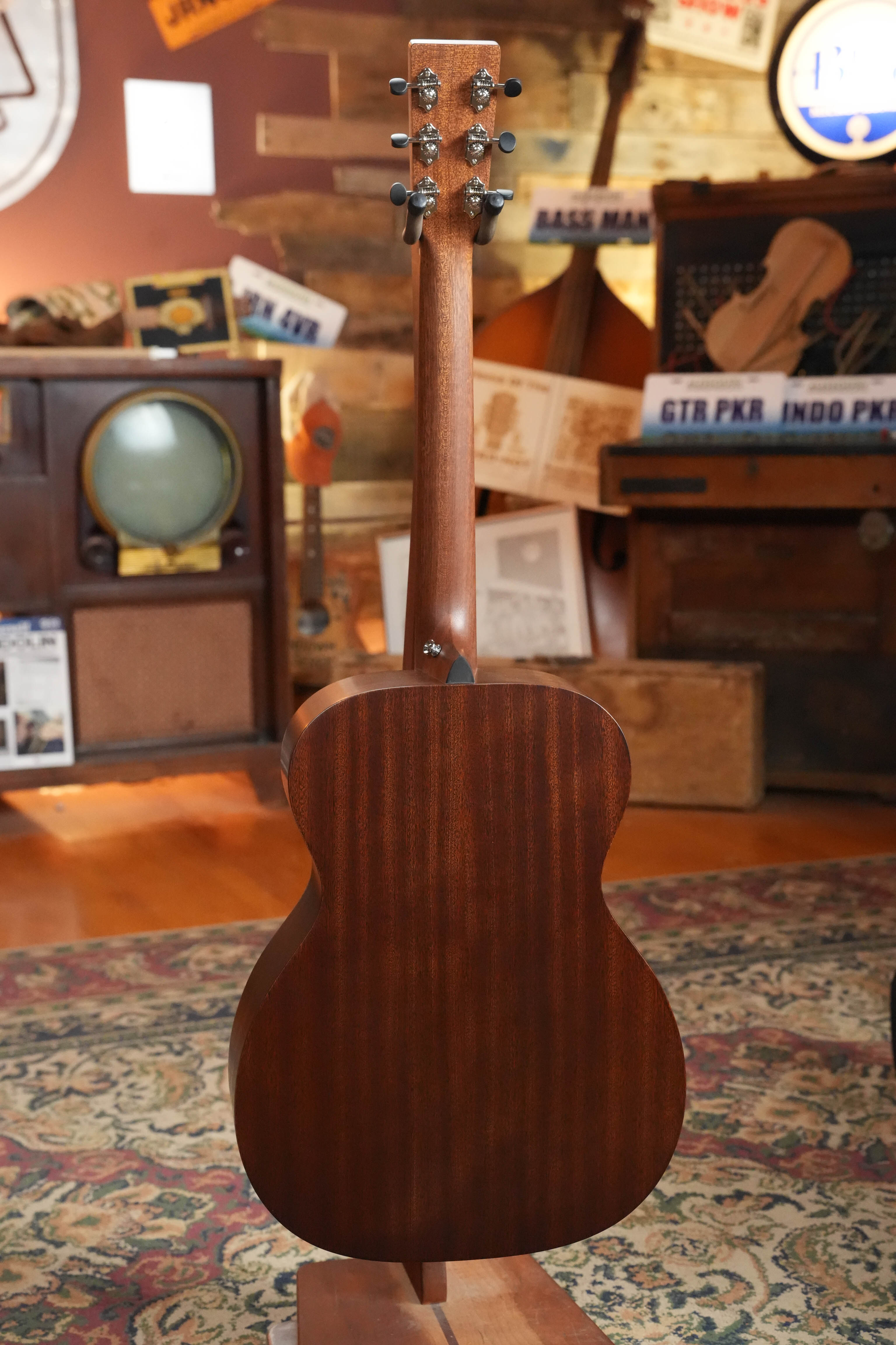 *New 2026 Model* Martin OOO-10E Retro Road Series All Sapele OOO Guitar w/Martin Electronics #2582