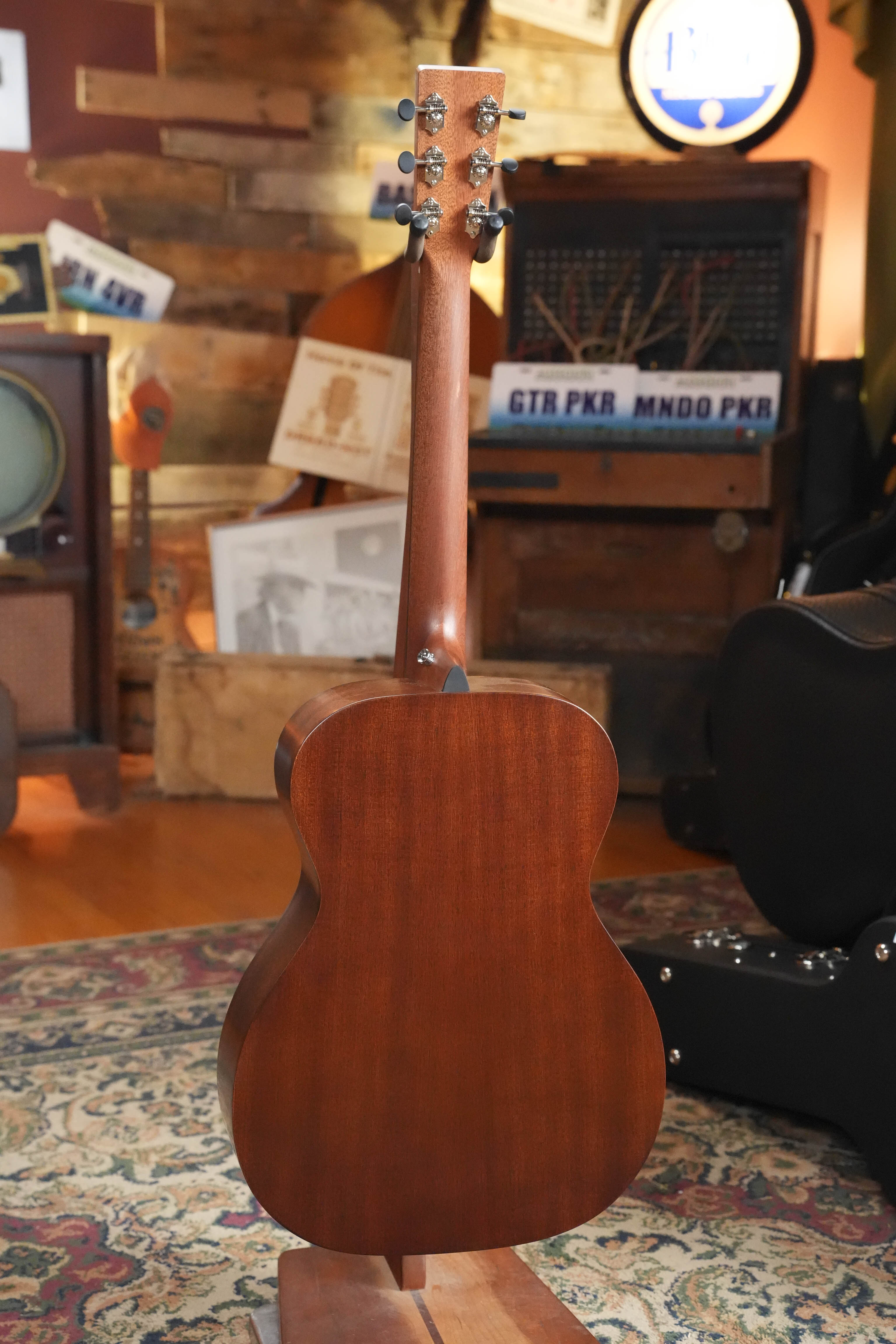 *New 2026 Model* Martin OOO-10E Retro Road Series Spruce/Sapele OOO Guitar w/Martin Electronics #3255