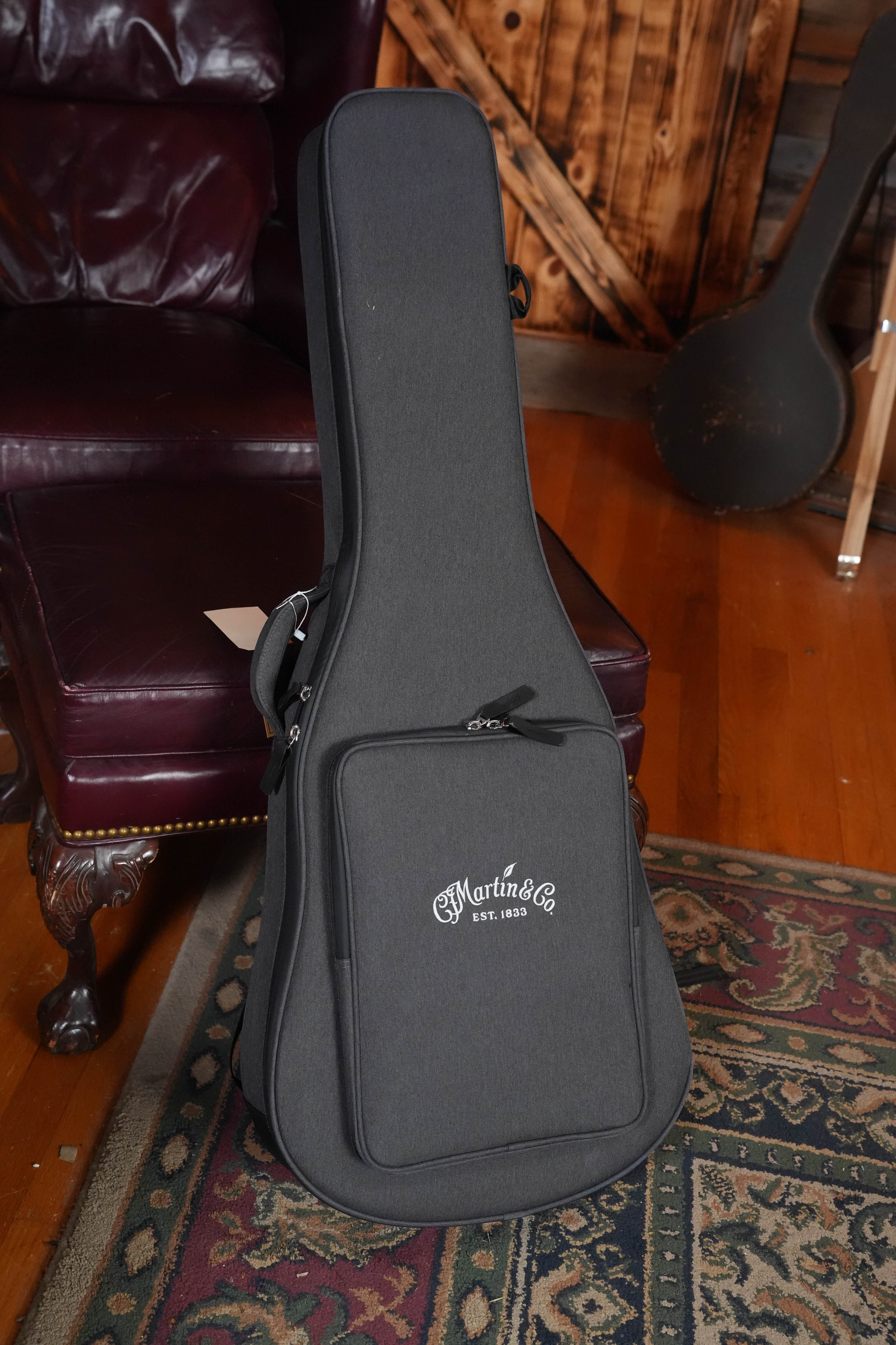 *New 2026 Model* Martin OOOE Retro Plus Road Series Torrefied Spruce/Granadillo OOO Guitar w/LR Baggs Electronics #1269