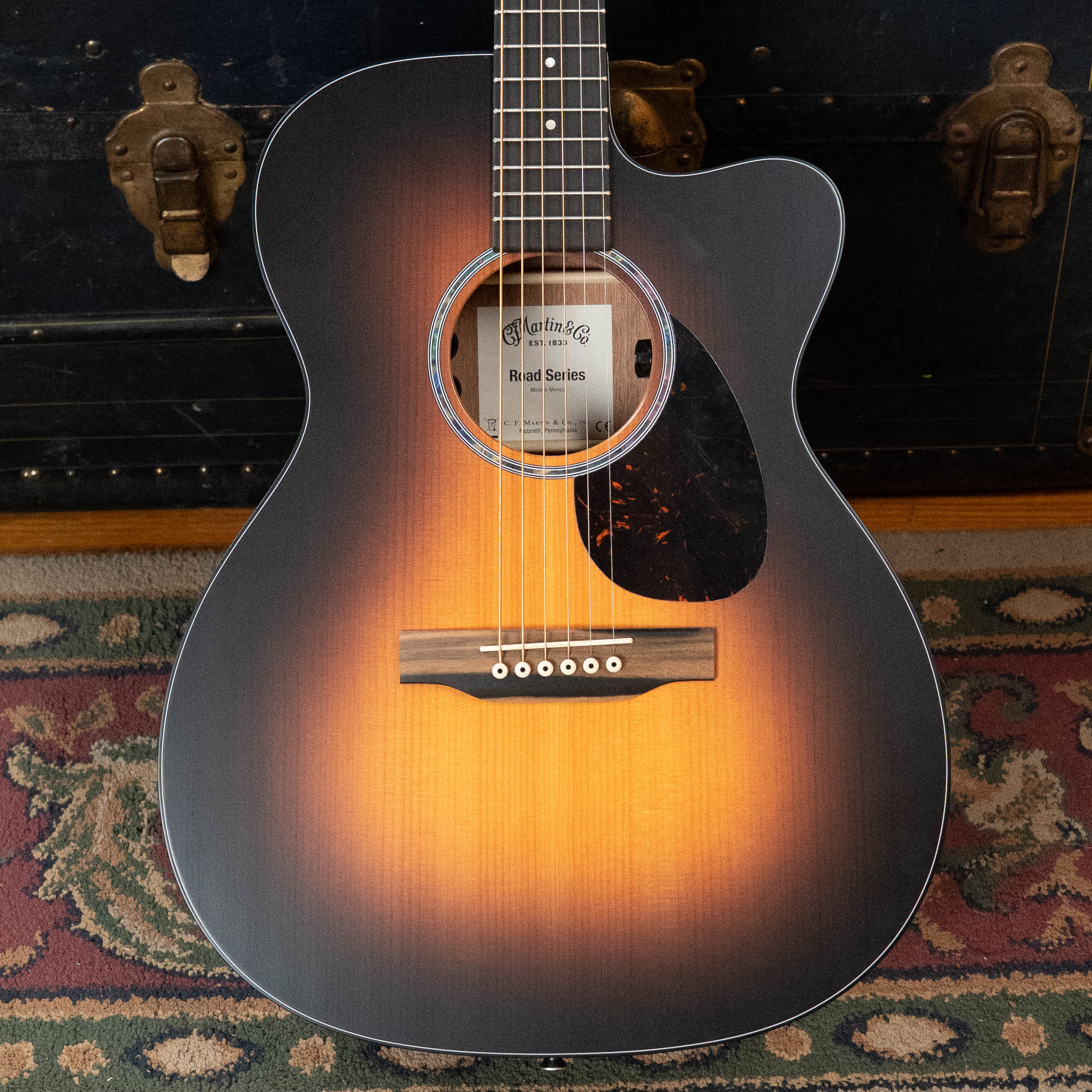 *New 2026 NAMM Model* Martin OMC-10E Modern Burst Road Series Spruce/Sapele Orchestra Model Cutaway Guitar w/Martin Electronics #7016