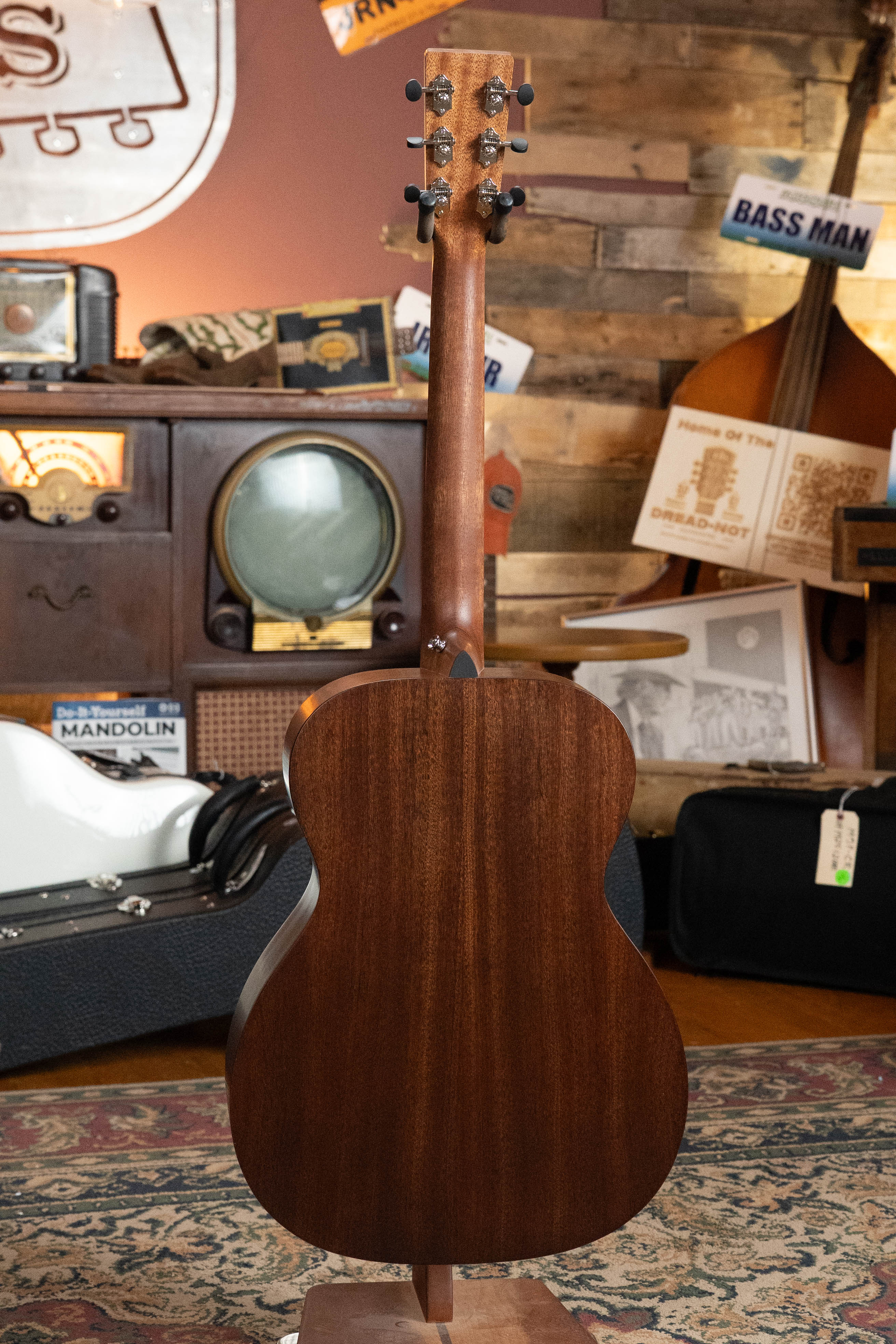 *New 2026 Model* Martin OOO-10E Retro Road Series Spruce/Sapele OOO Guitar w/Martin Electronics #1156