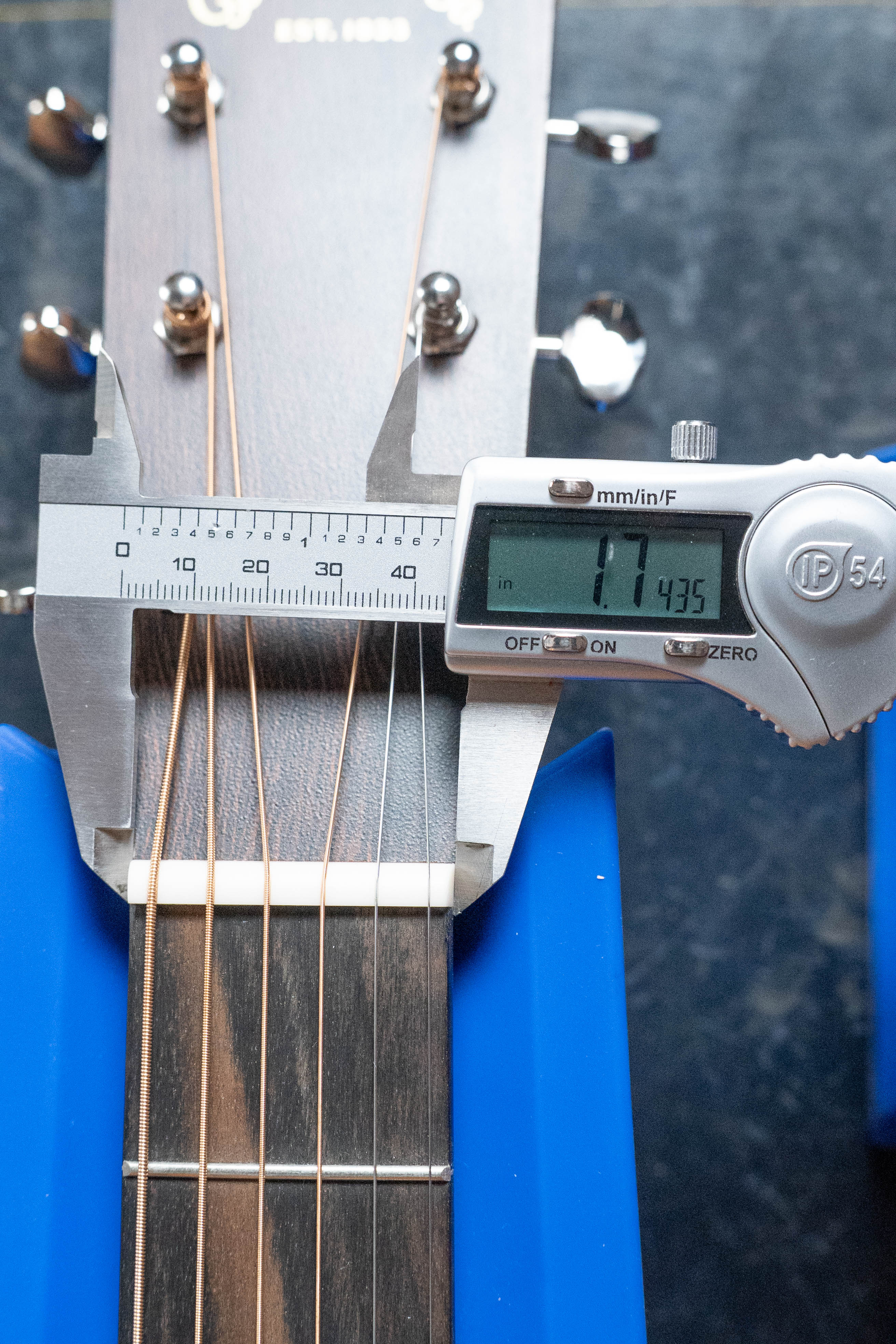 *New 2026 Model* Martin OOO-12E Retro Road Series Spruce/Sapele OOO Guitar w/Martin Electronics #4336