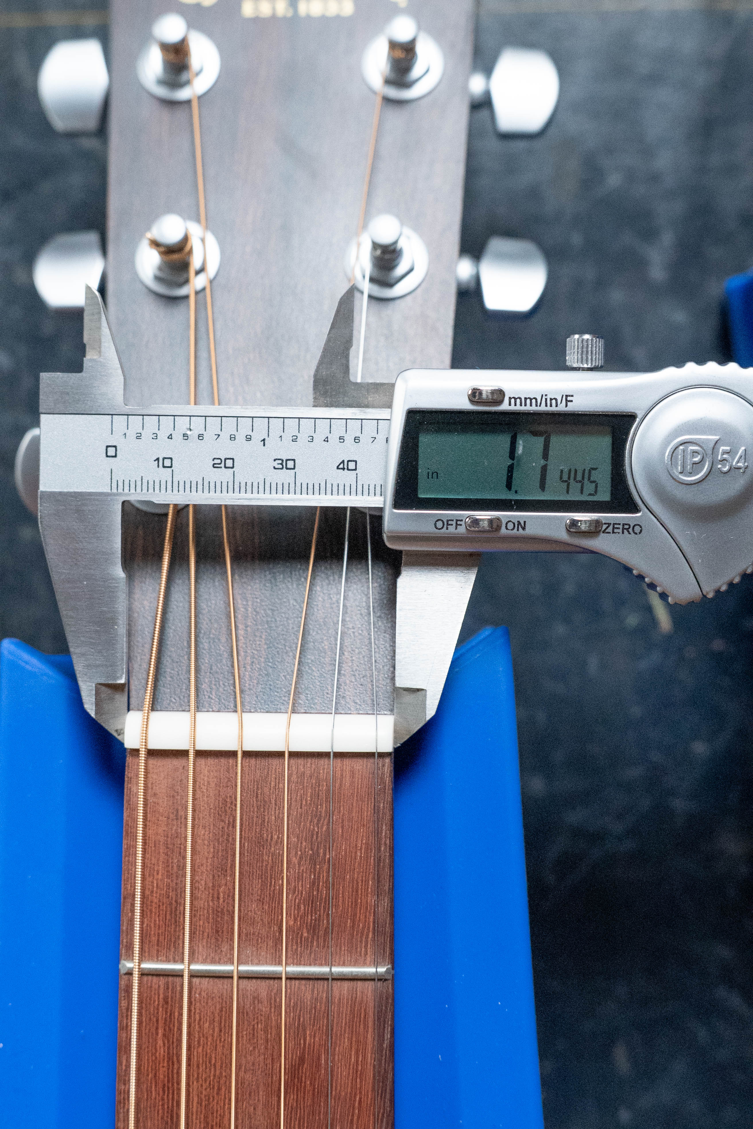 *New 2026 NAMM Model* Martin SC-10E Modern Road Series Spruce/Sapele S-Body Cutaway Guitar w/Martin Electronics #2318