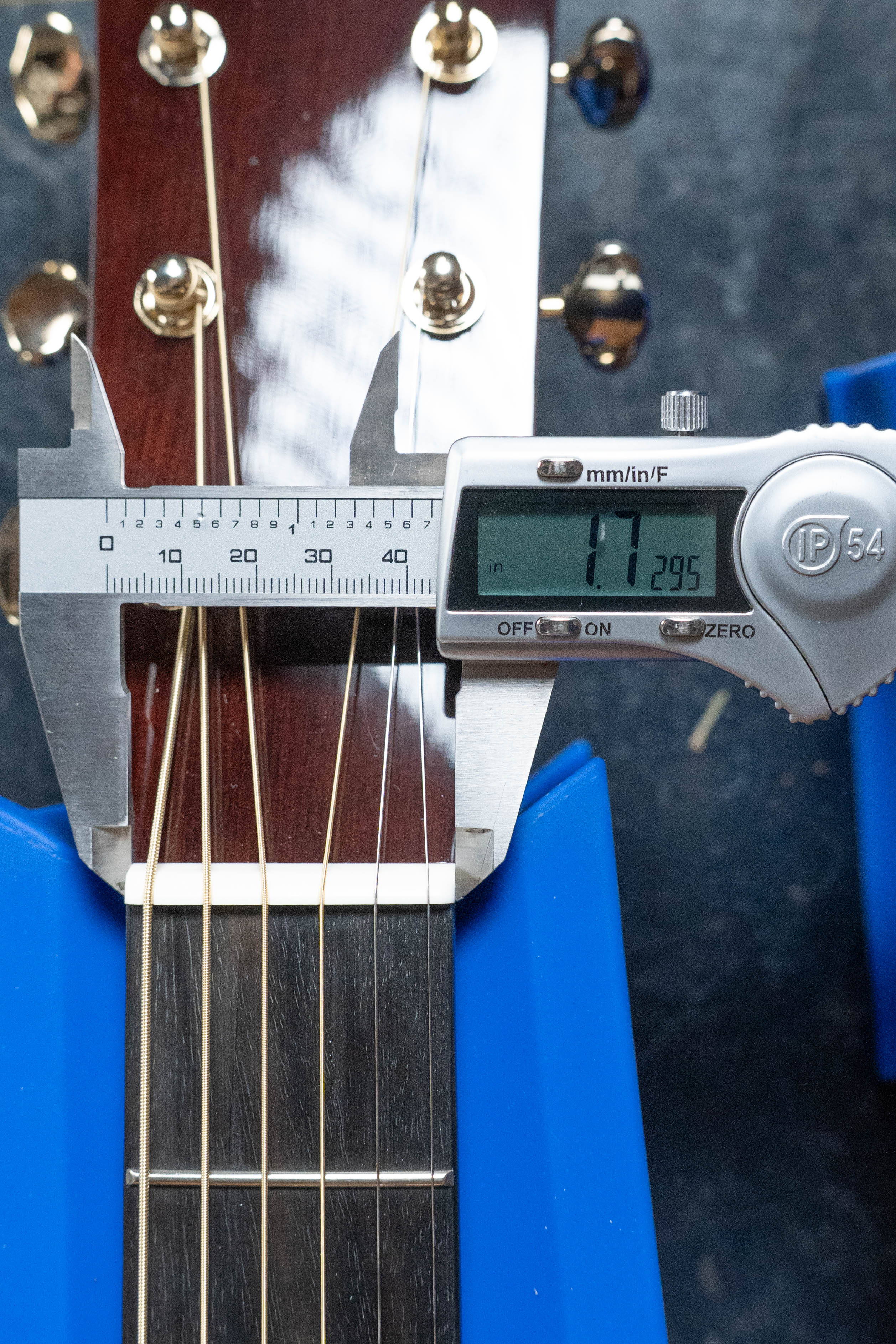 PRE-ORDER DEPOSIT ONLY *New 2026 Model* Yamaha TAS3C-NT Sitka/Mahogany Natural Concert Guitar w/the NEWEST TransAcoustic System