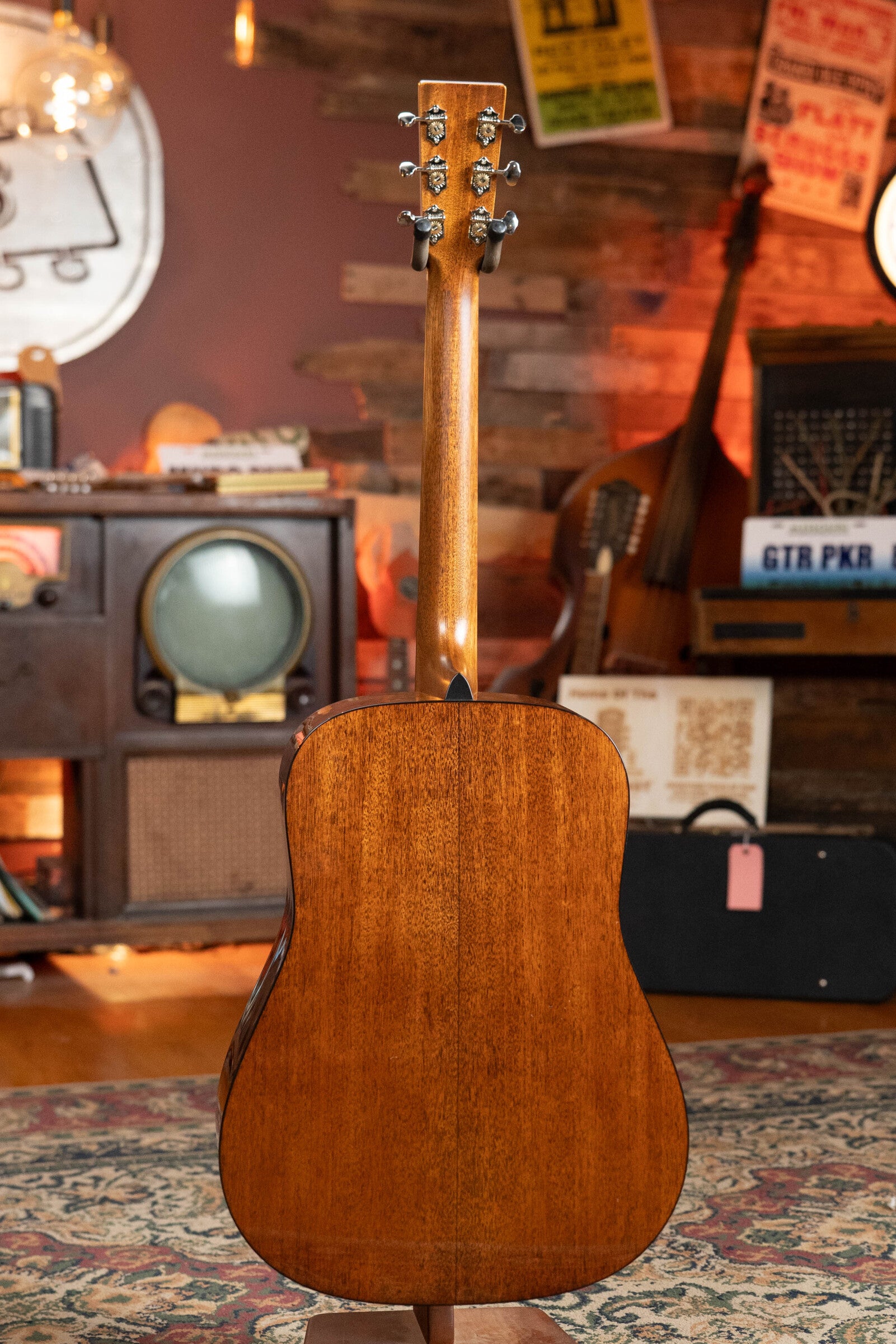 *New 2025 Model* Martin D-18 Spruce/Mahogany Gloss Finish Dreadnought Acoustic Guitar #3976