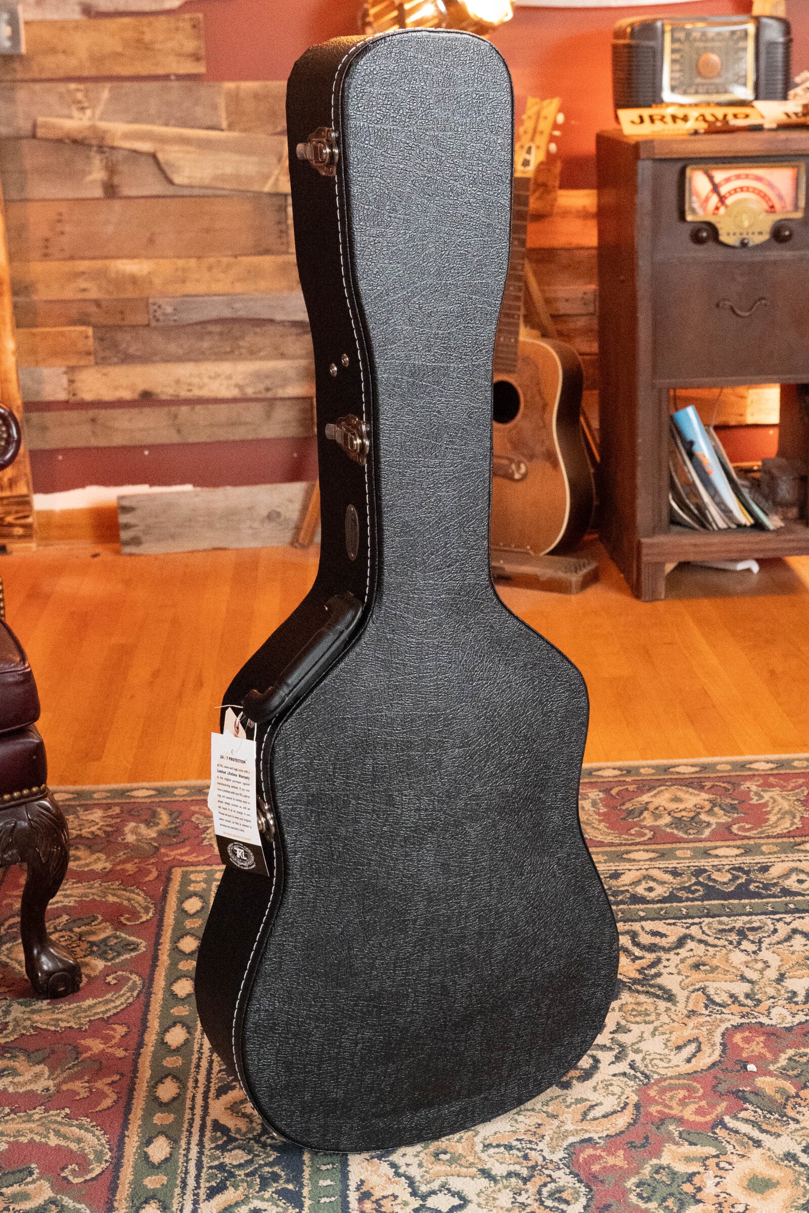 *New 2025 Model* Martin D-18 Spruce/Mahogany Satin Finish Dreadnought Acoustic Guitar #7303