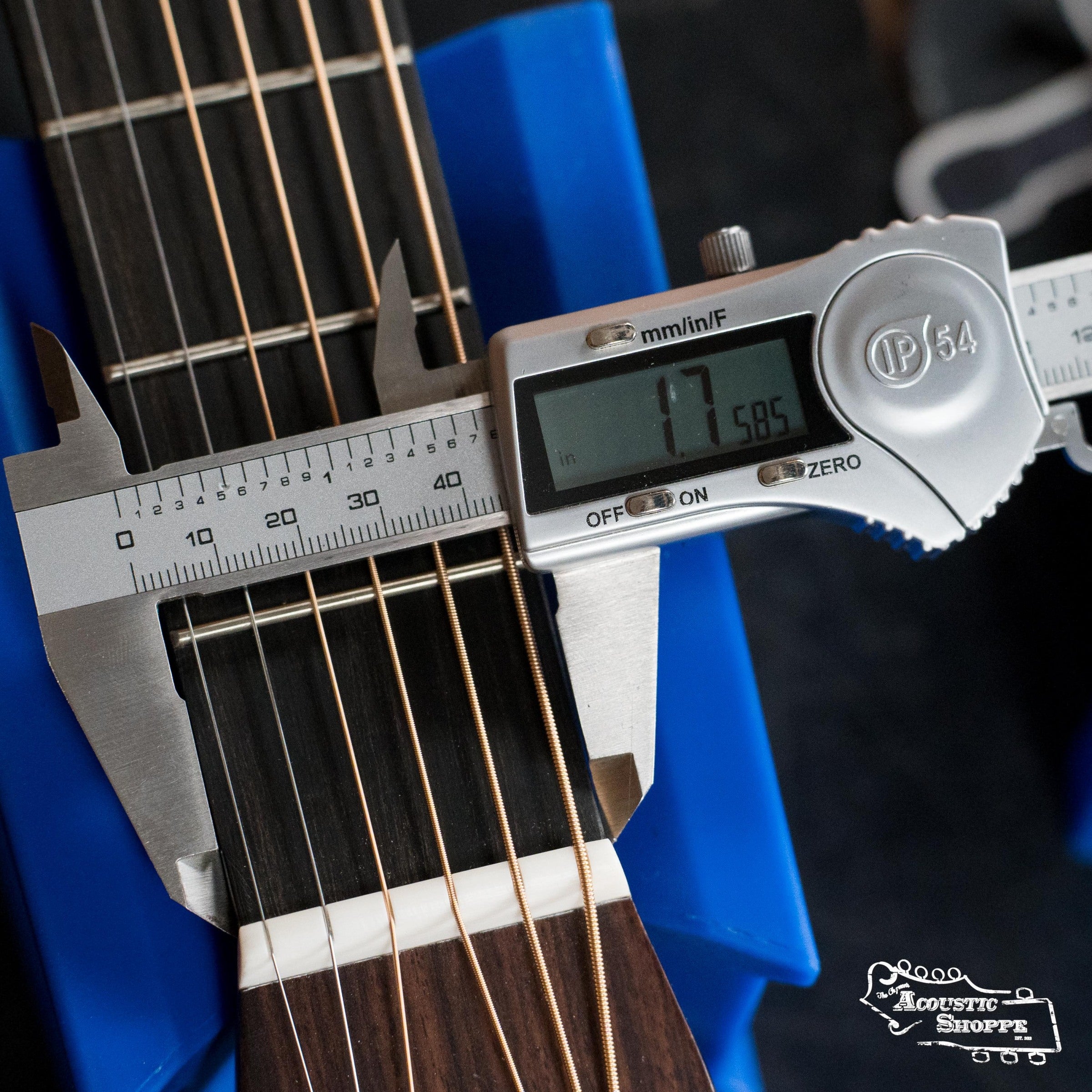 *New 2025 Model* Martin D-28 Satin Spruce/Indian Rosewood Dreadnought Acoustic Guitar #8715