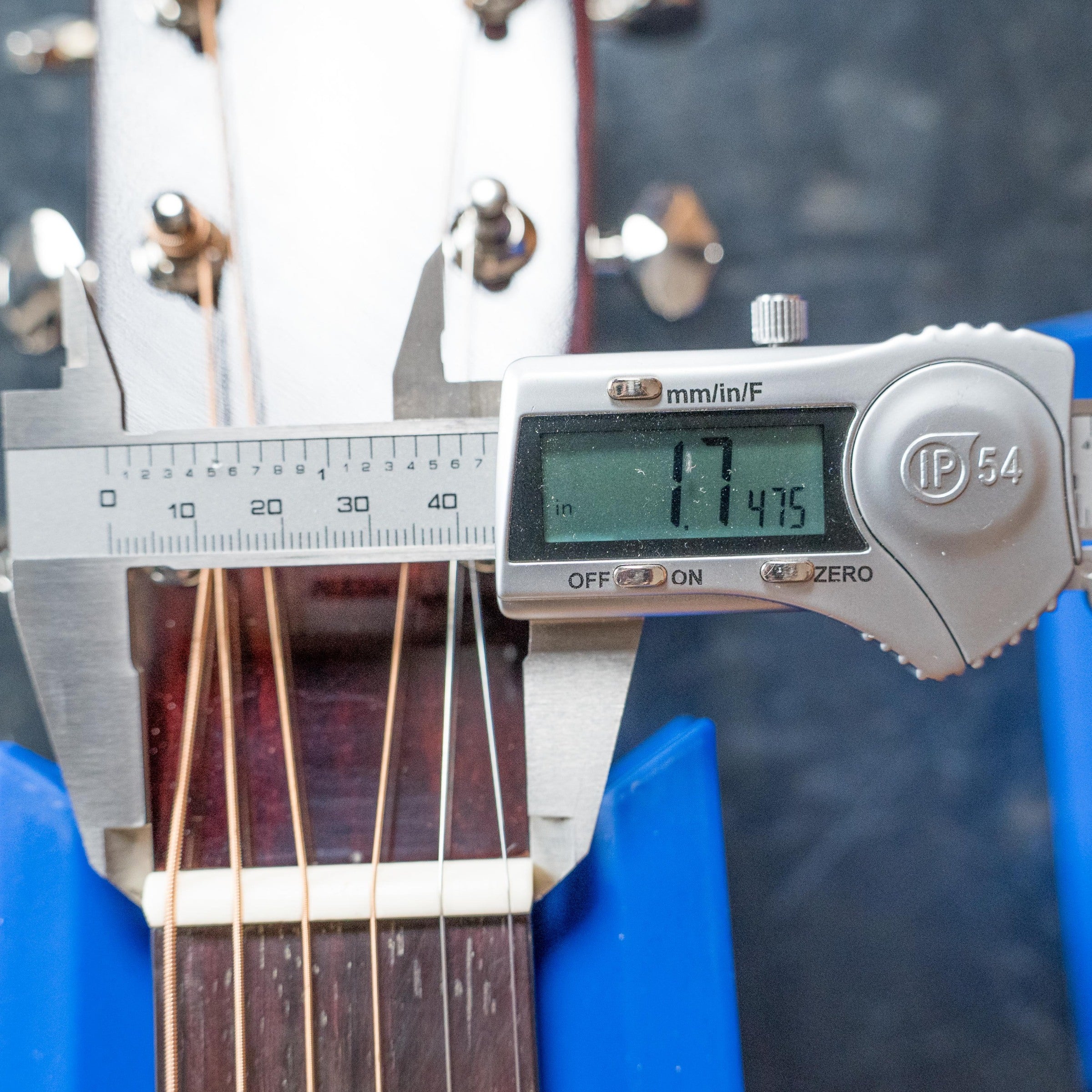 *Floor Model - Discounted* Recording King RD-318 Aged Adirondack/African Mahogany Dreadnaught Acoustic Guitar #0438