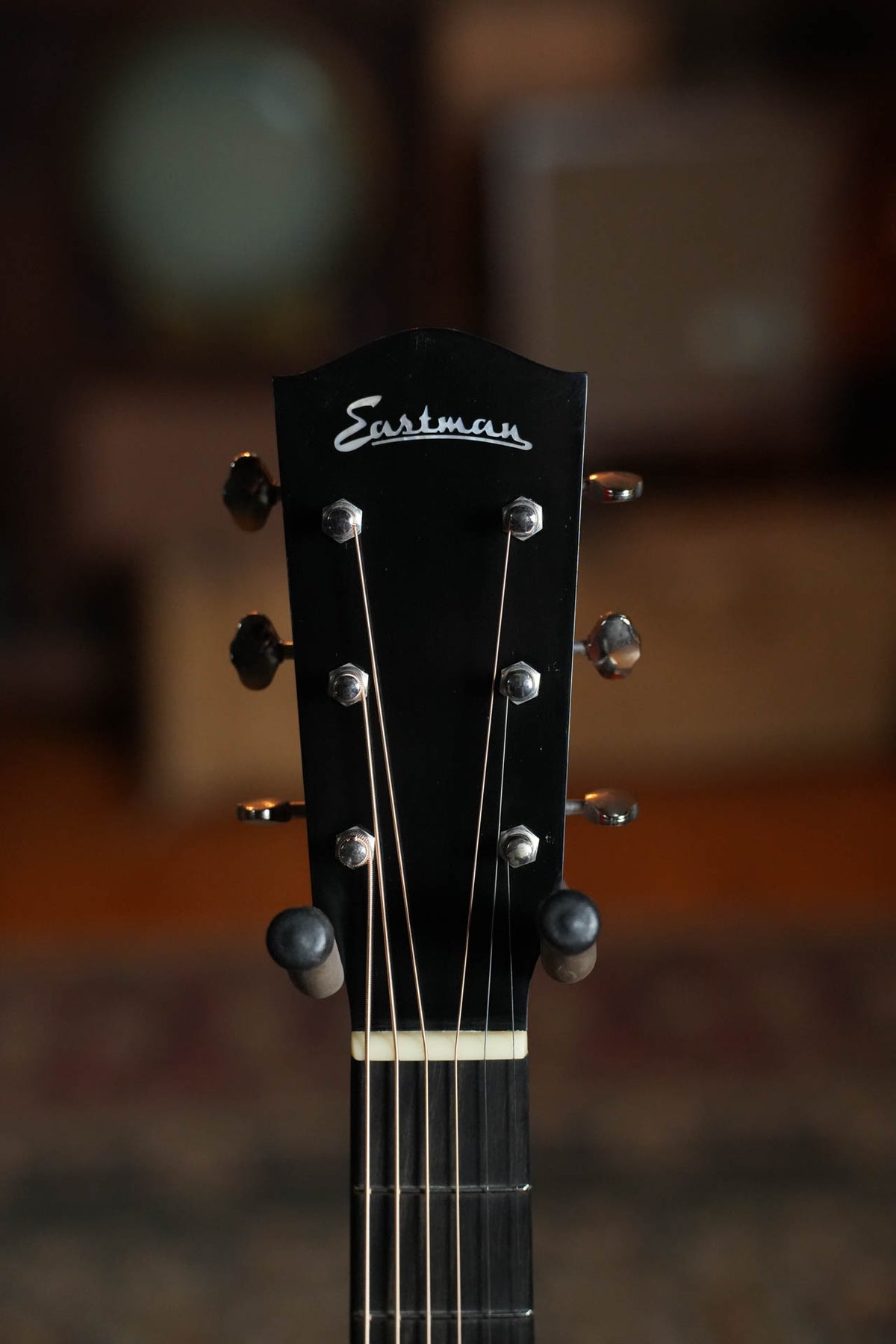 *Stage Ready* Eastman E10OOSS/V OO Slope Shoulder Acoustic Guitar #0724