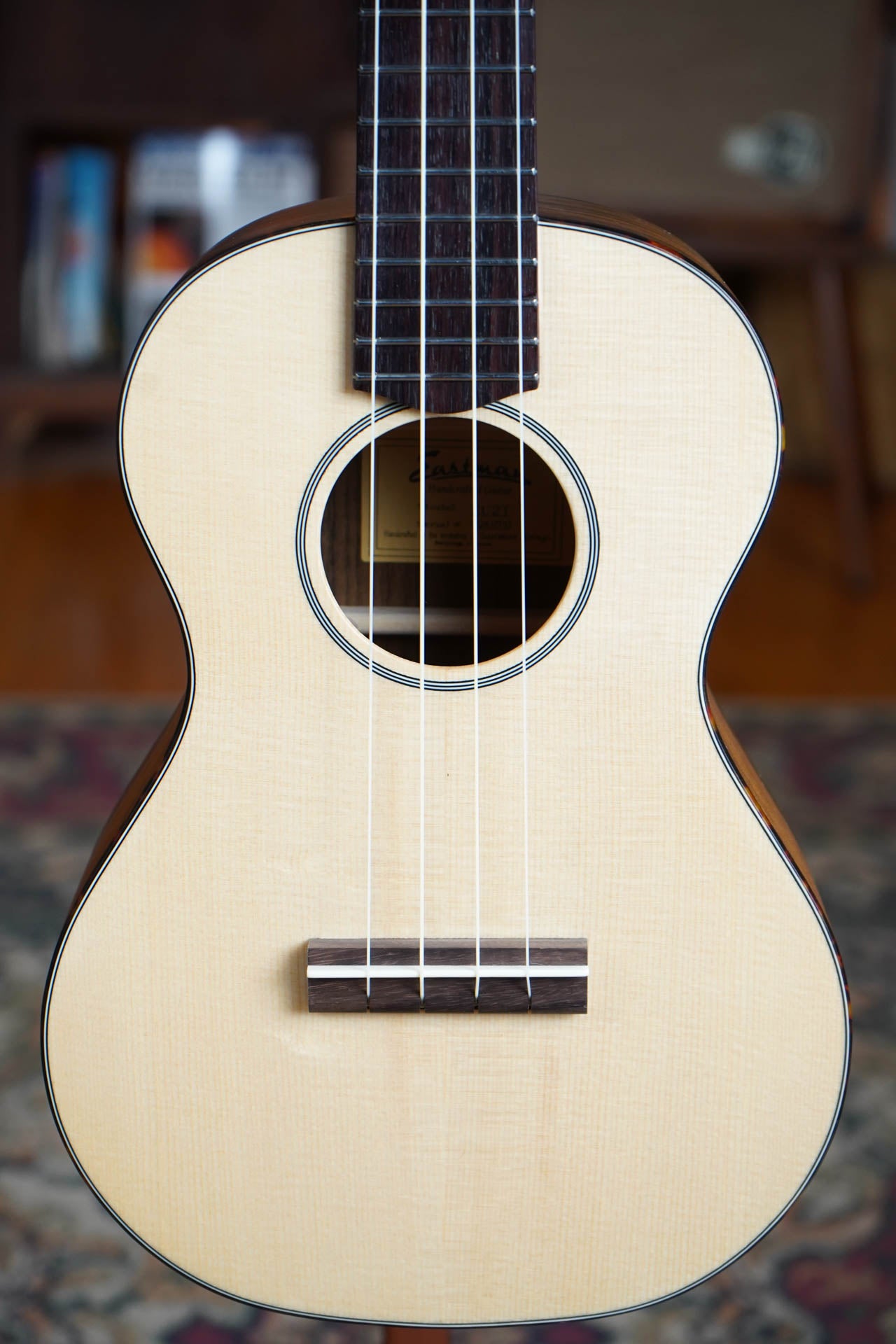 *Stage Ready* Eastman EU2-T Spruce/Ovangkol Tenor Ukulele #7753