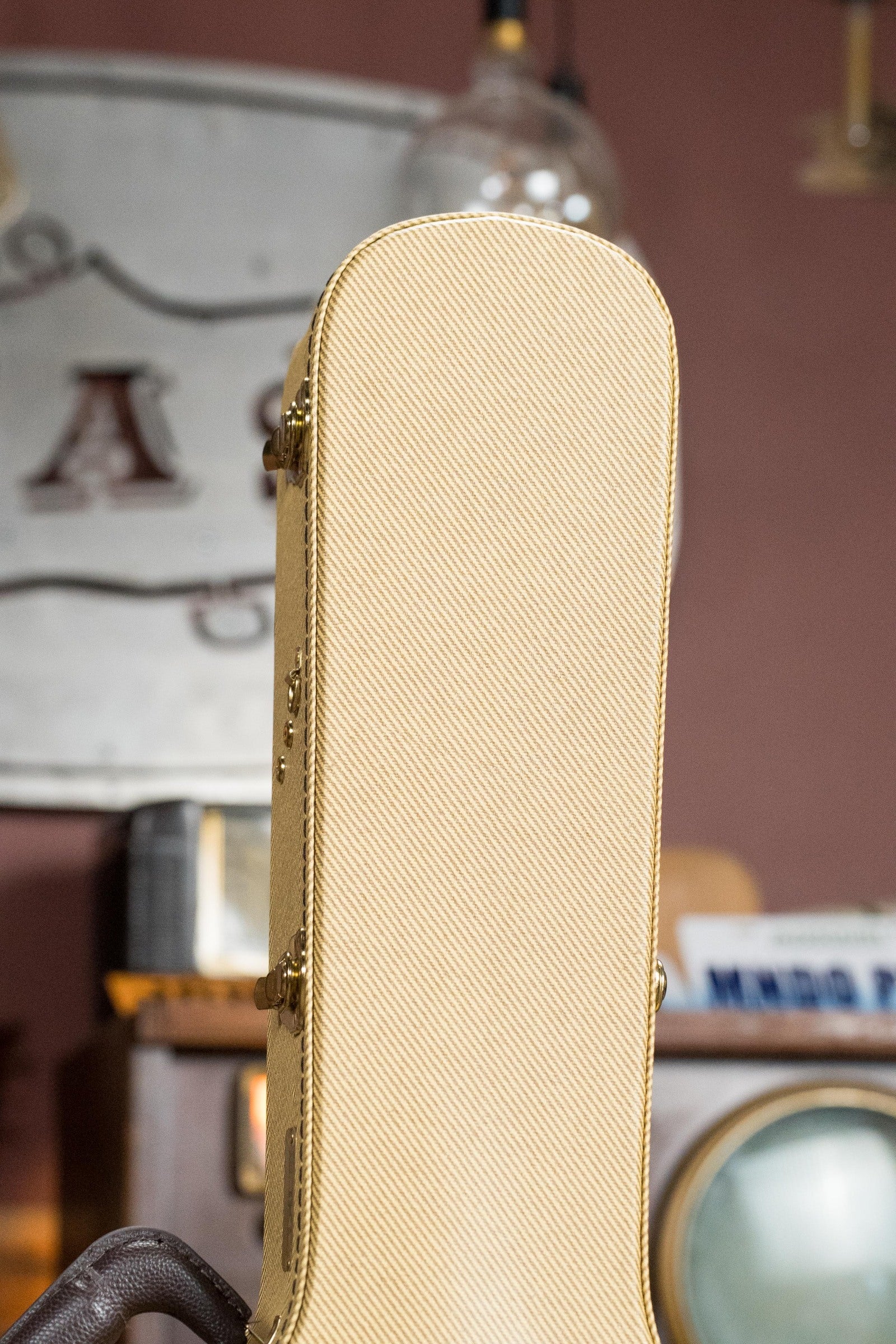 TKL 09105 Elite Archtop OOO/OM Tweed Guitar Case