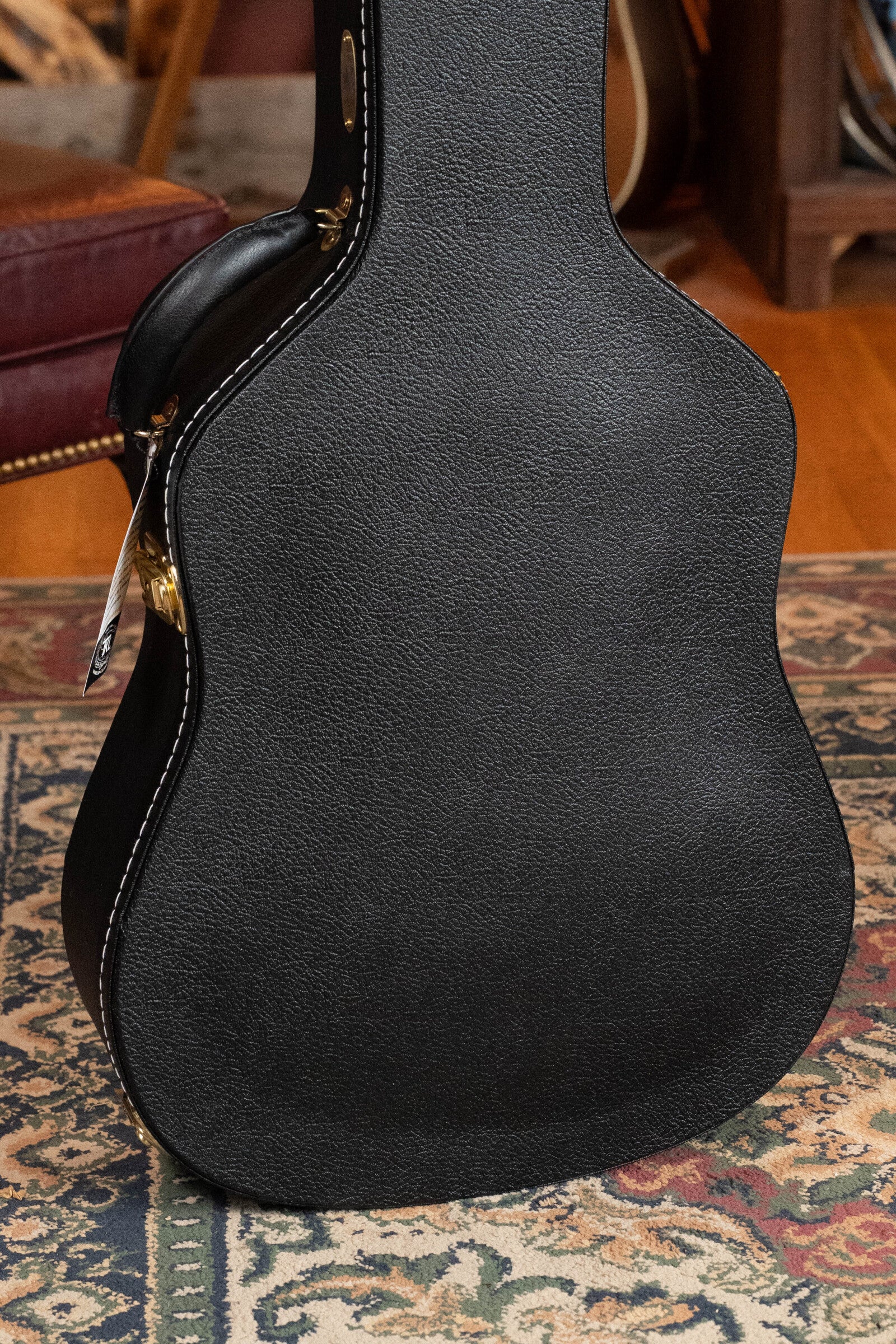 TKL AVS-615 American Vintage Series Hardshell Guitar Case - Dreadnought