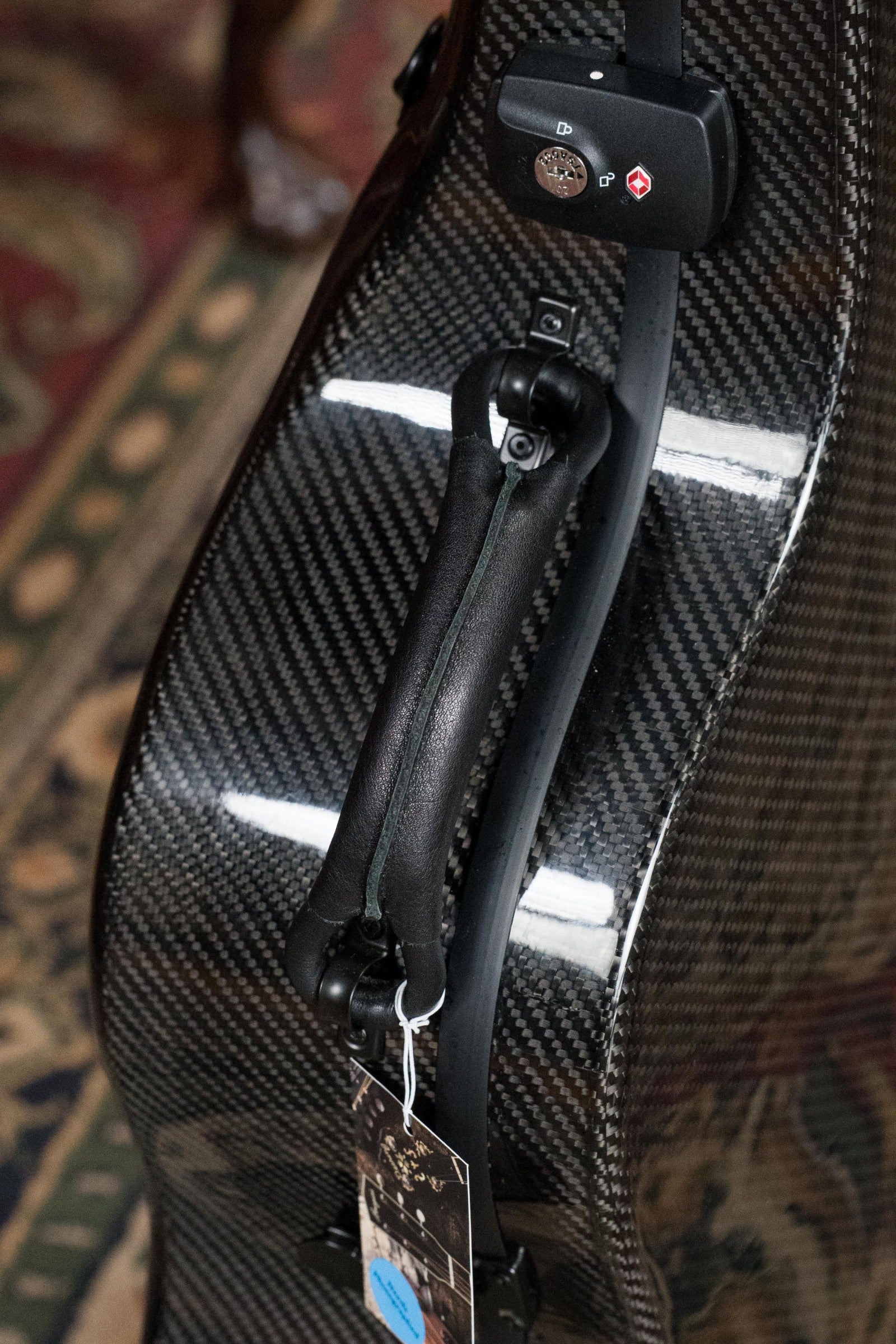 TKL C4002 Voyager Carbon Fiber Classical OOO/OM 14F Case - Black w/Blue Interior