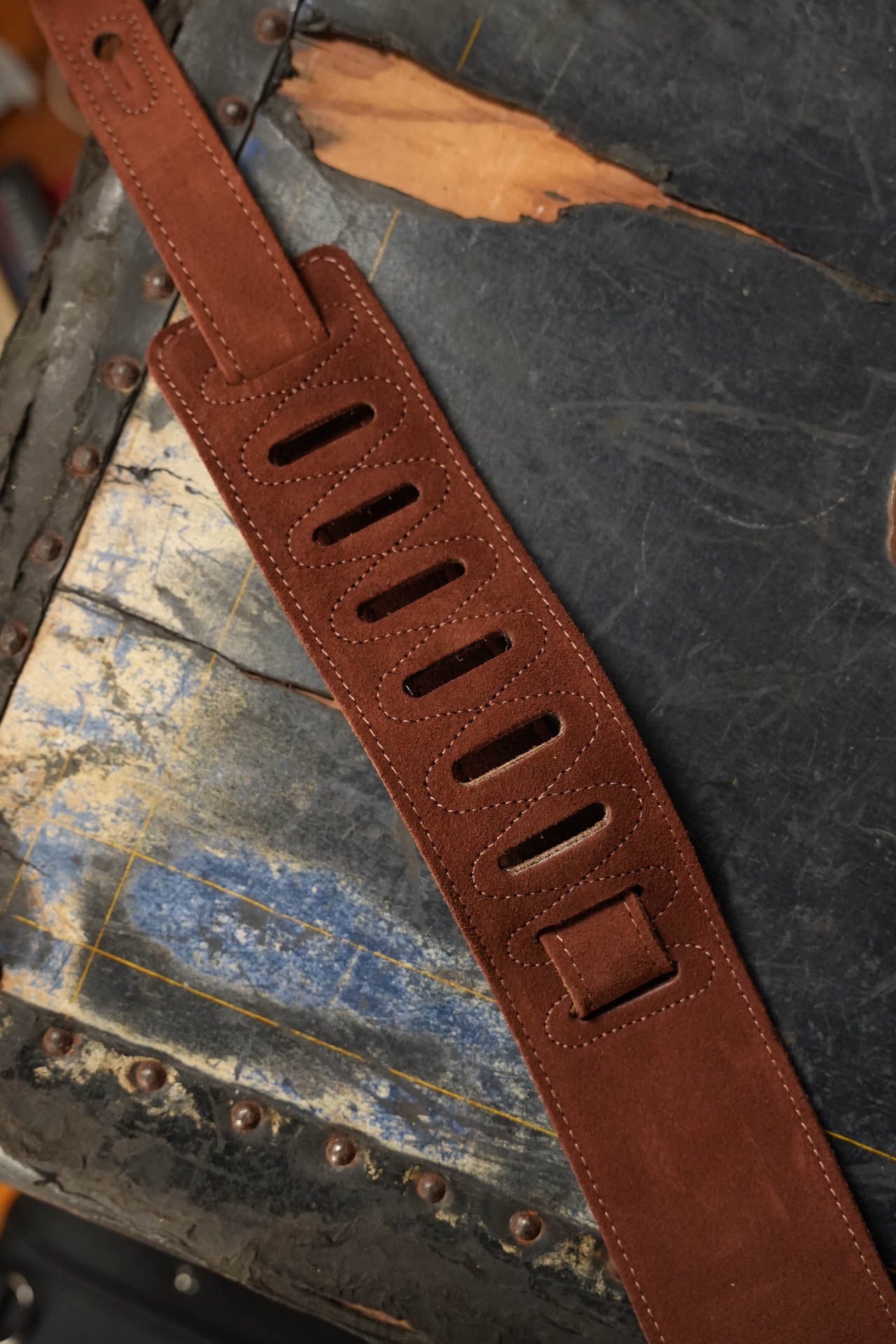 Taylor 2.5" Embroidered Suede Guitar Strap, Chocolate