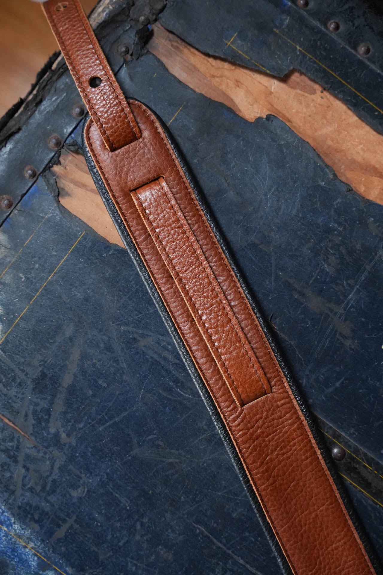 Taylor 500 Series Aerial Strap, Leather, British Tan