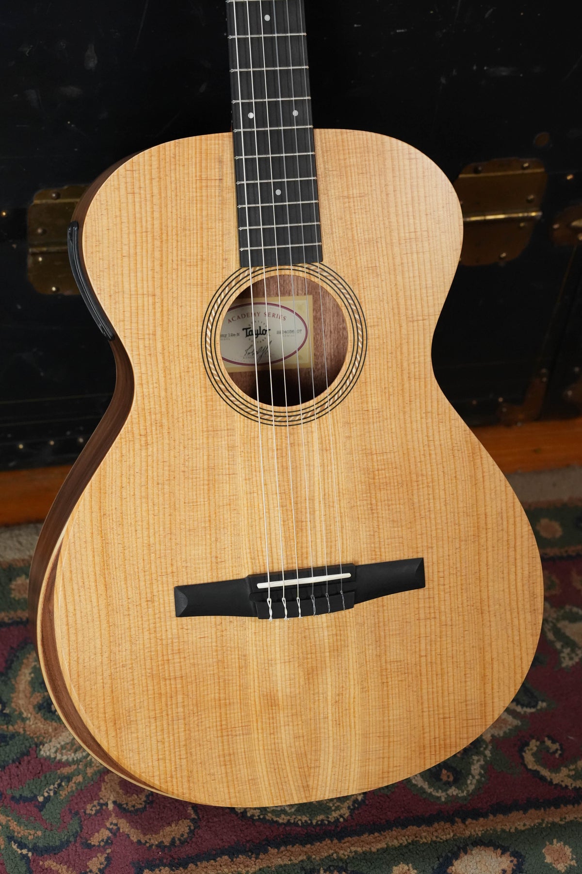 Taylor Academy 12e-N Grand Concert Nylon-String #6107