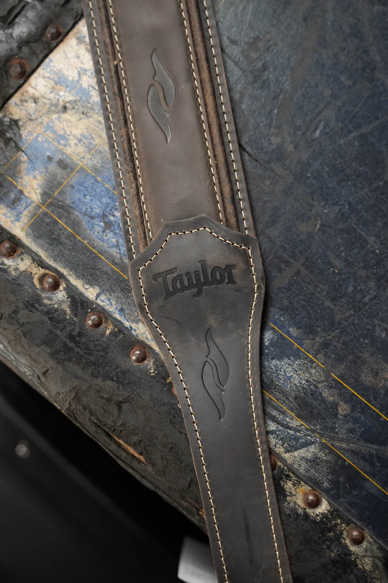 Taylor Element Strap, Distressed Leather, Dark Brown