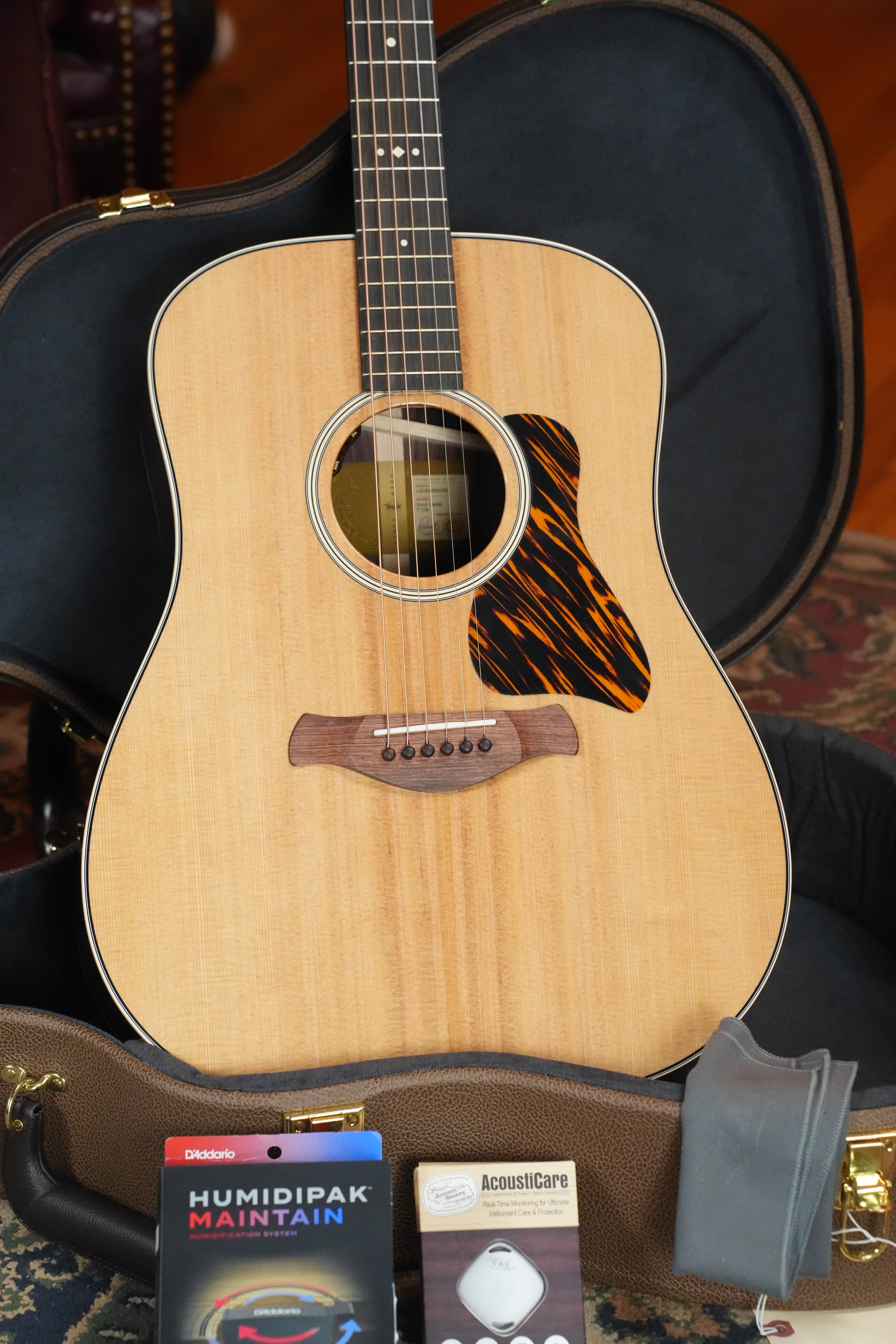 Taylor Gold Label 710e #6056 — actual unit