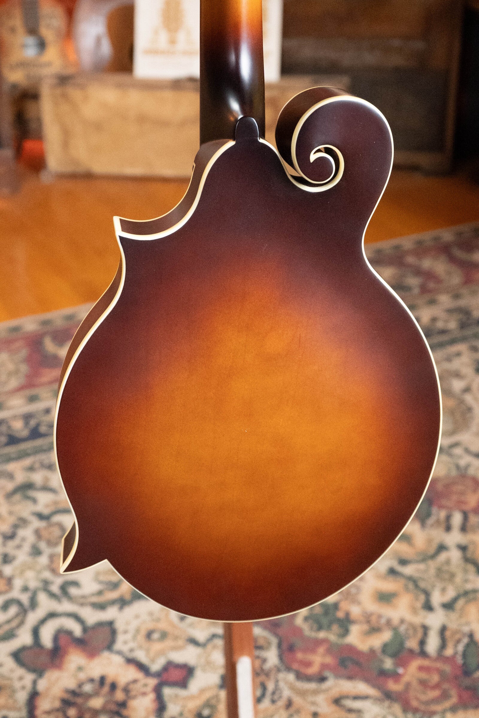 The Loar LM-310F-BRB Honey Creek F-Style Brownburst Mandolin #0181