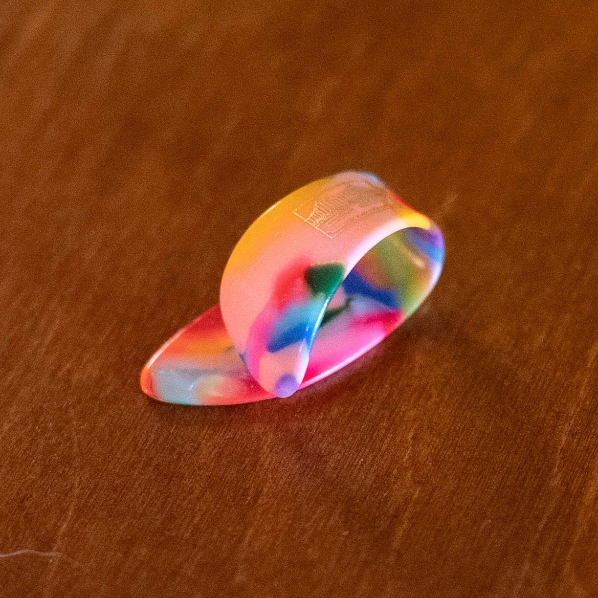 GP-7 Golden Gate MultiColor Thumbpick - LARGE