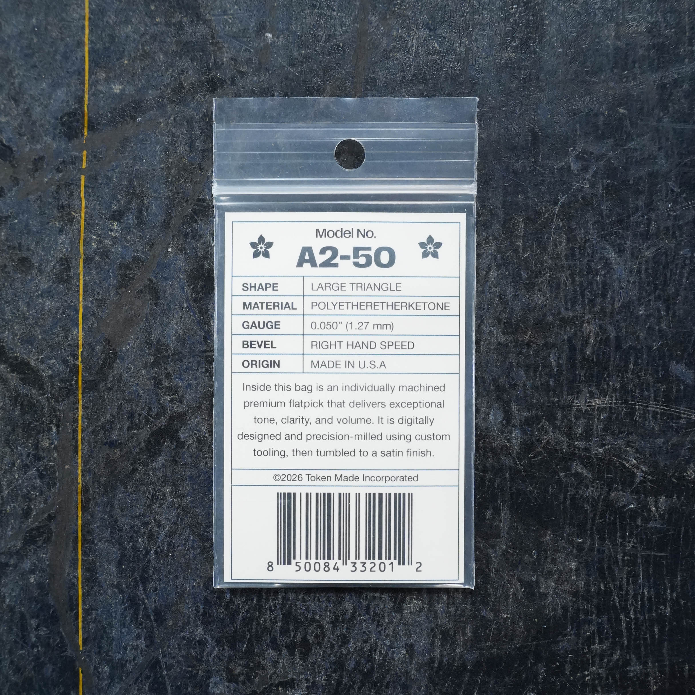 Token A2-50 TAN Flatpick - Large Triangle 1.27mm