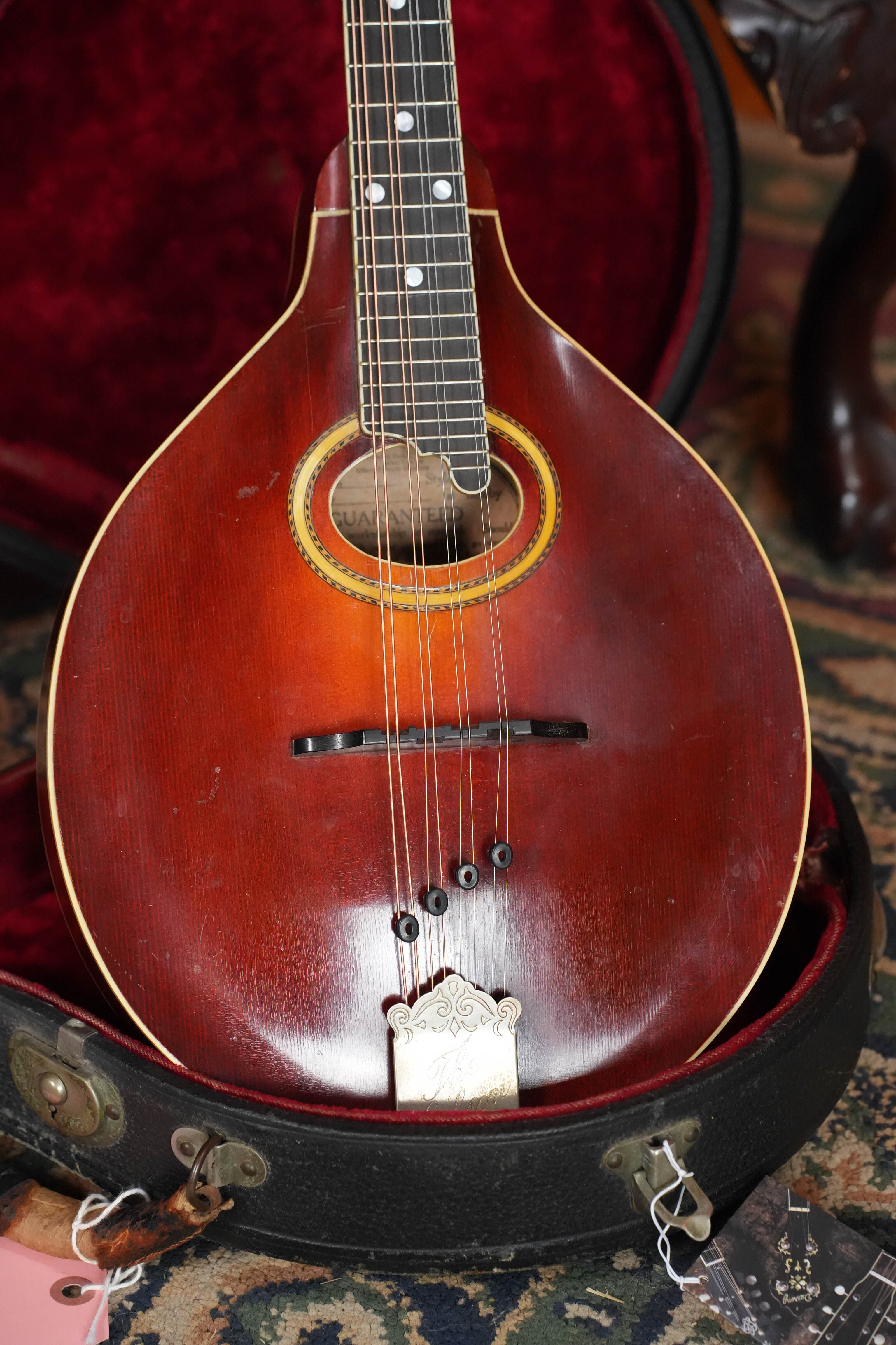 (Used) 1917 Vintage Gibson A-4 Cherry Sunburst Oval-Hole Teardrop A-Style Mandolin #1550