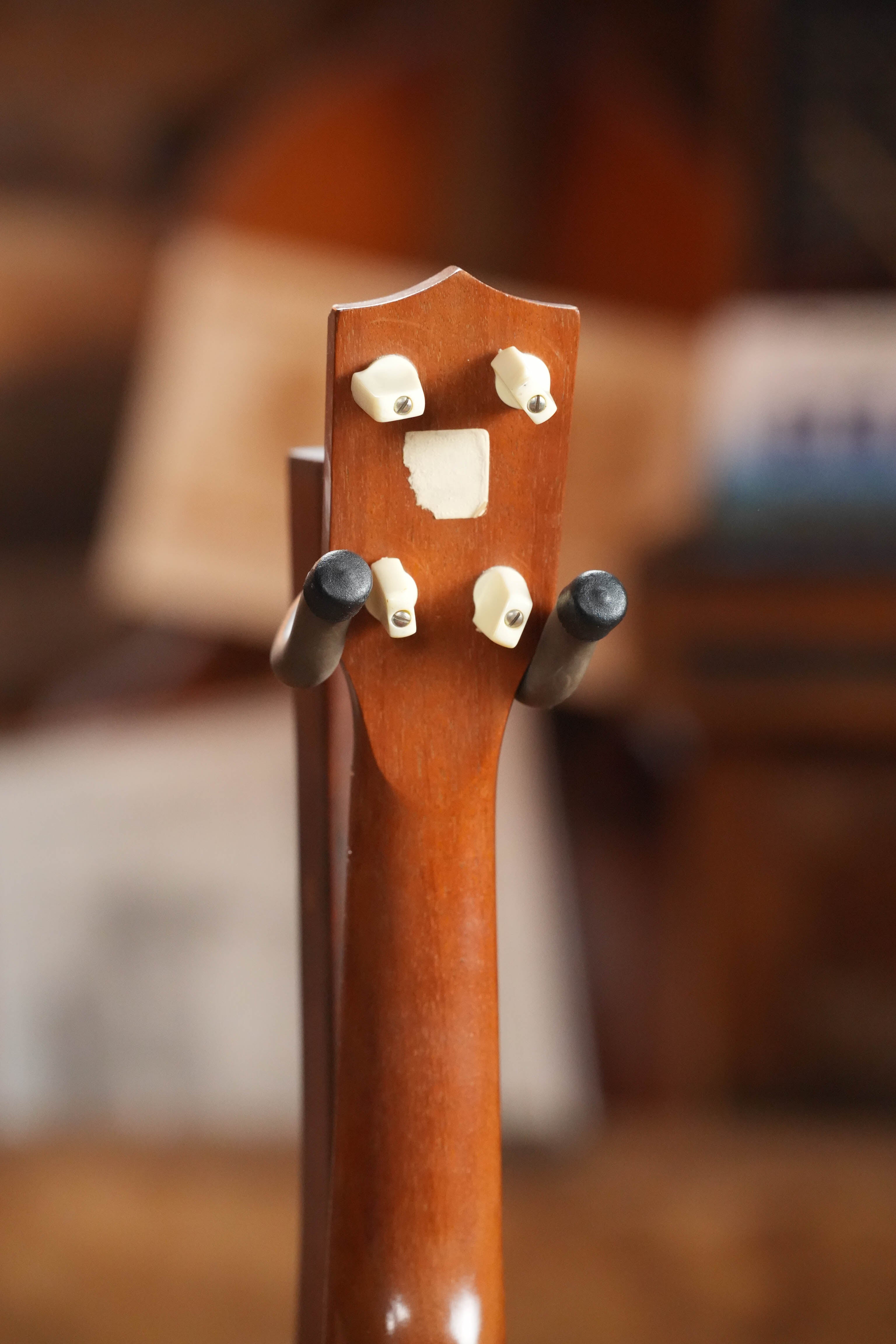 (Used) 1960s Vintage Airline Mahogany Soprano Ukulele
