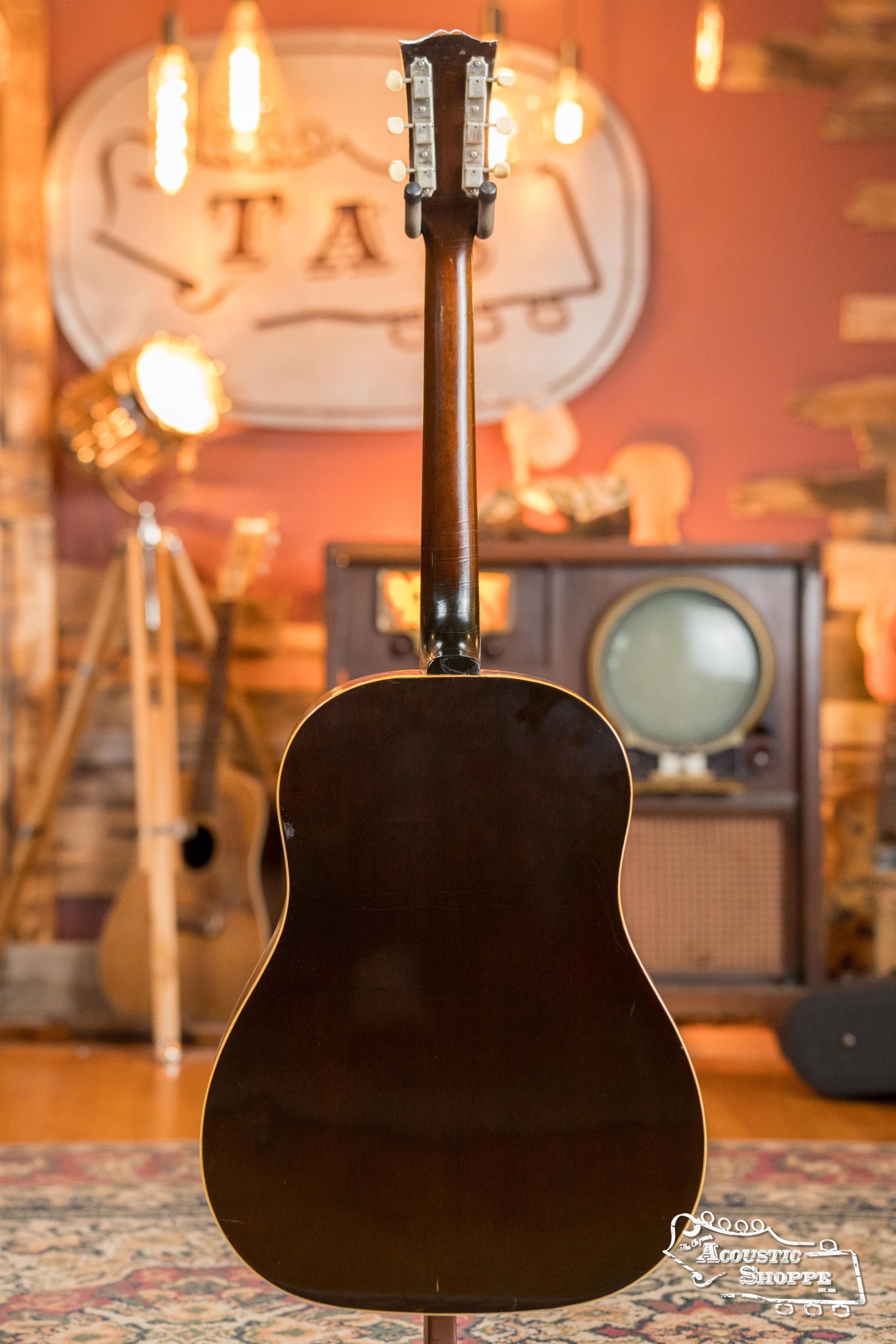 (Used) 1967 Gibson J-45 ADJ Spruce/Mahogany Slope Shoulder Dreadnought Acoustic Guitar #9738