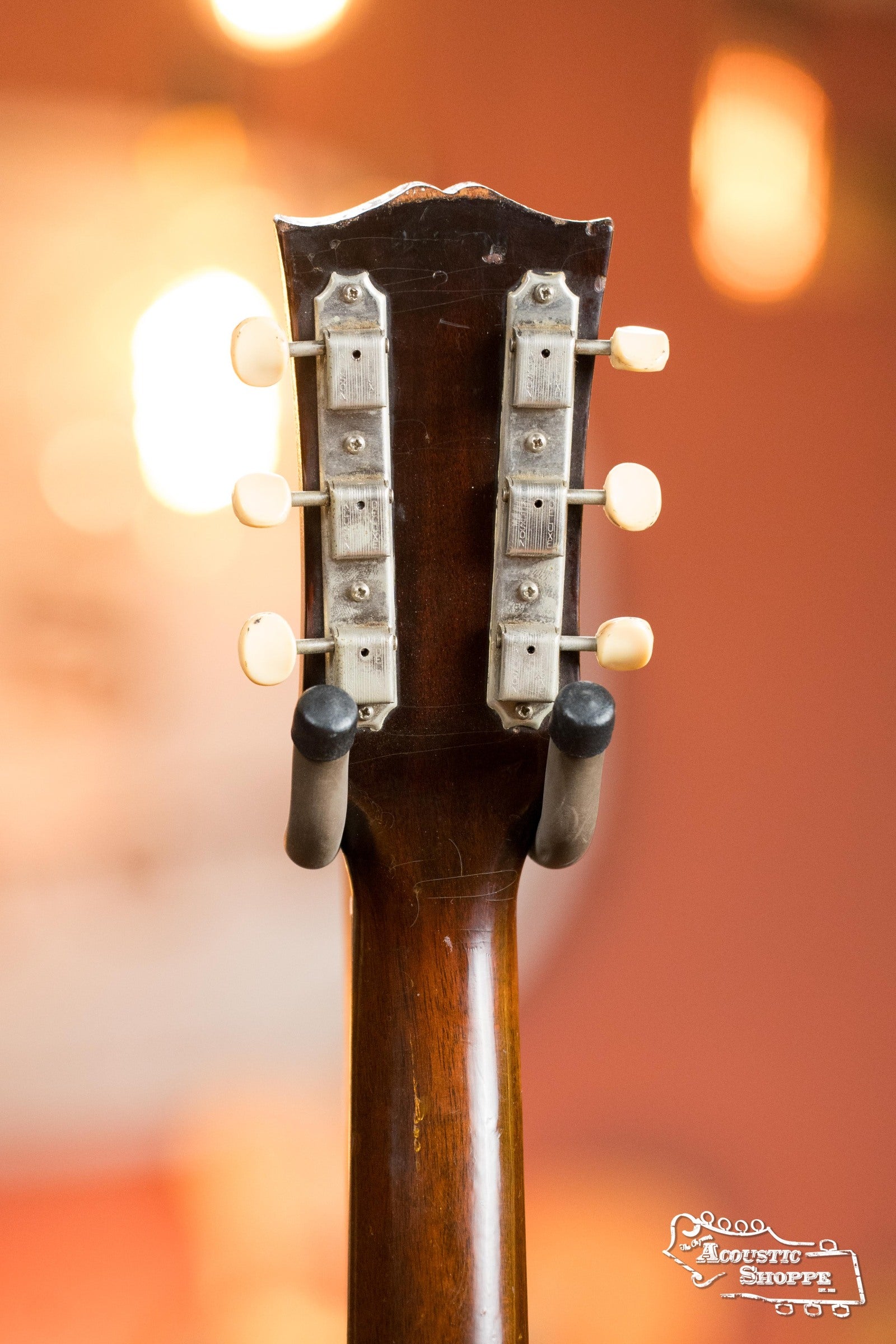 (Used) 1967 Gibson J-45 ADJ Spruce/Mahogany Slope Shoulder Dreadnought Acoustic Guitar #9738